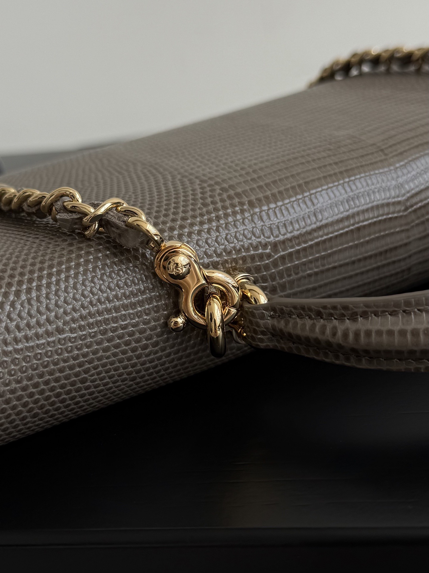 Ch@nel Calfskin Lizard Embossed Top Handle-25×10×3CM