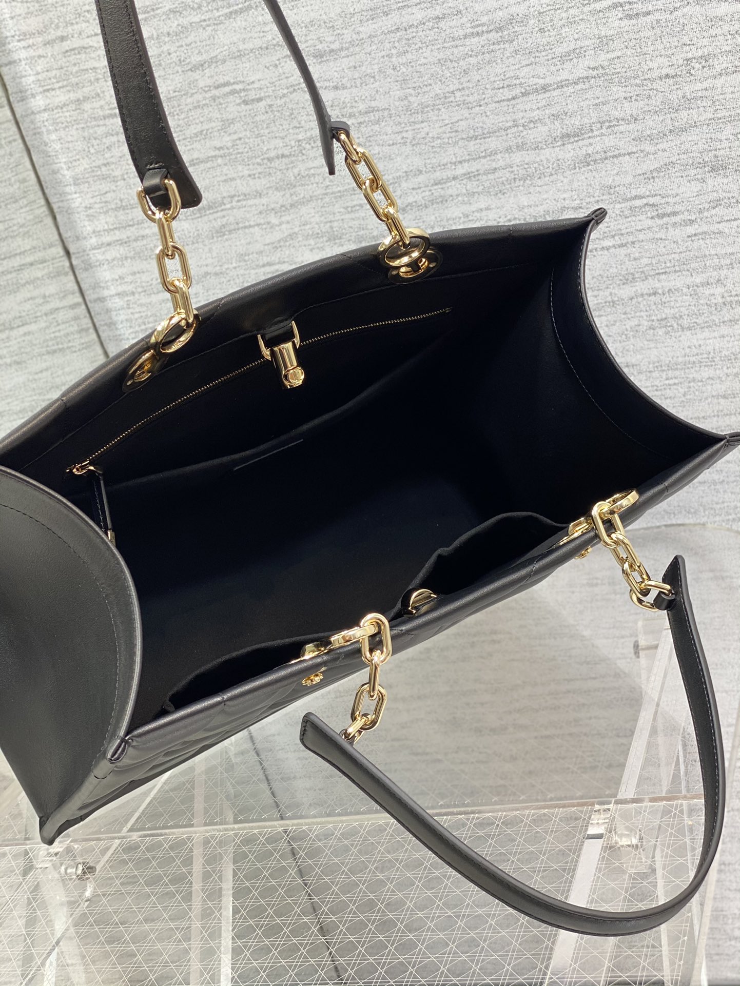 D*or essential bag