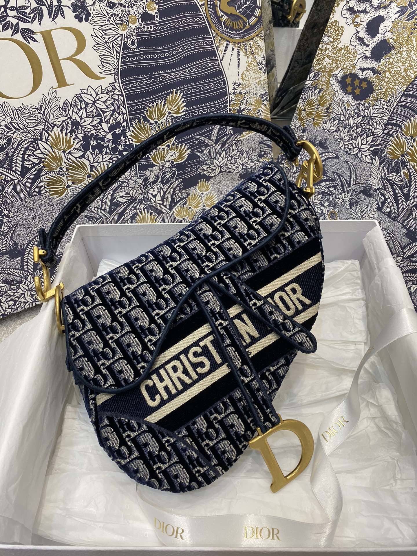 D*or oblique bag-25.5*20*6.5cm