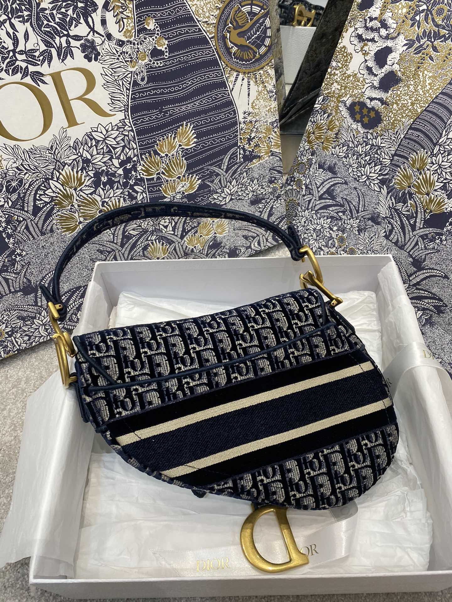 D*or oblique bag-25.5*20*6.5cm