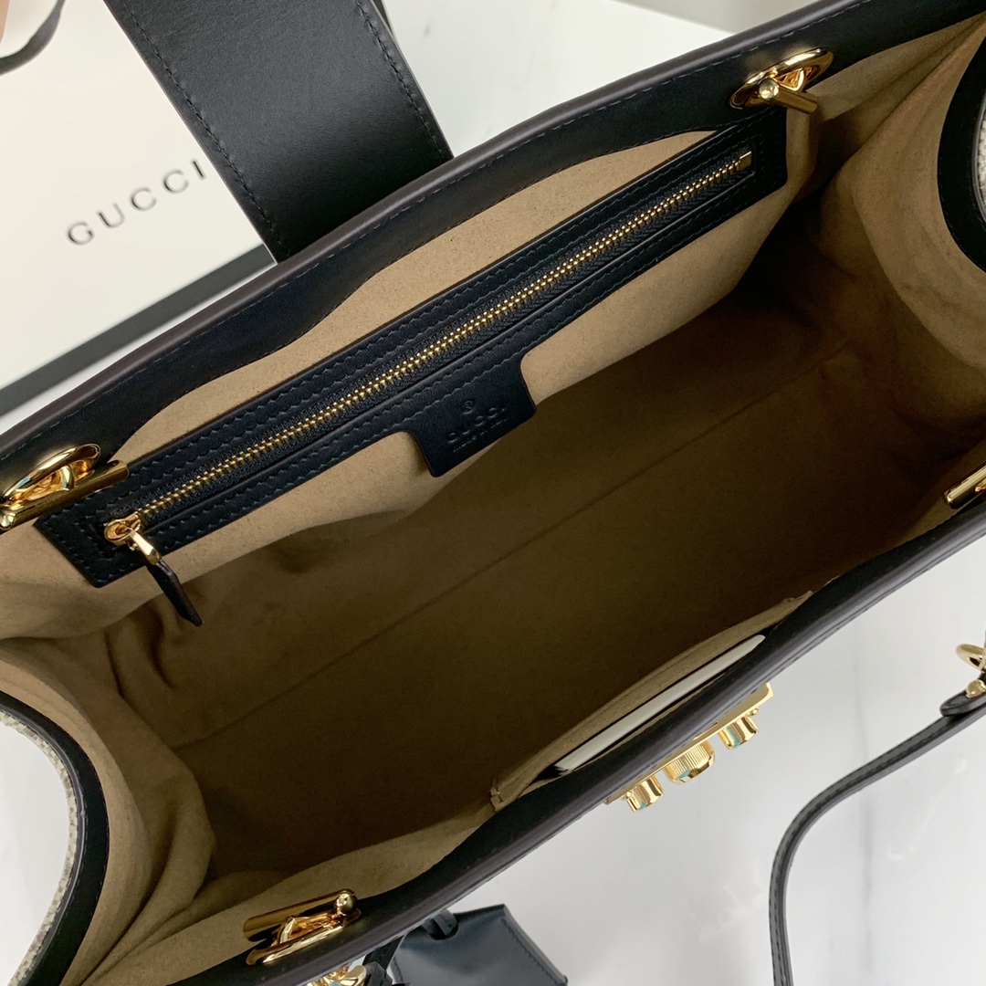 G*u*i padlock bag-35x23x14cm