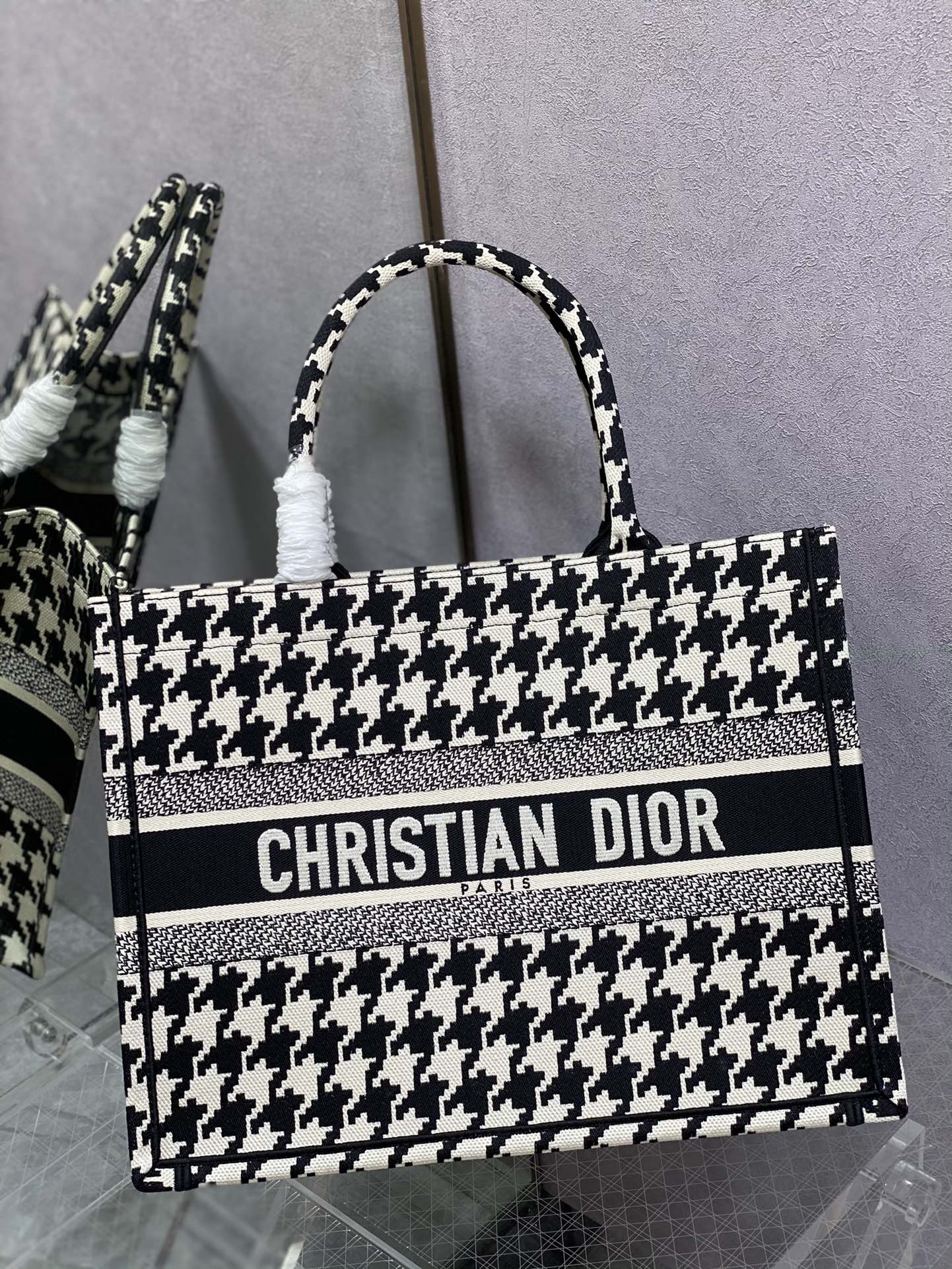 D*or small book tote-36*18*28cm