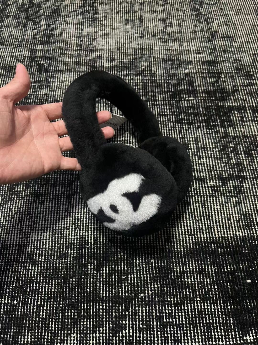 Ch@nel Earmuffs