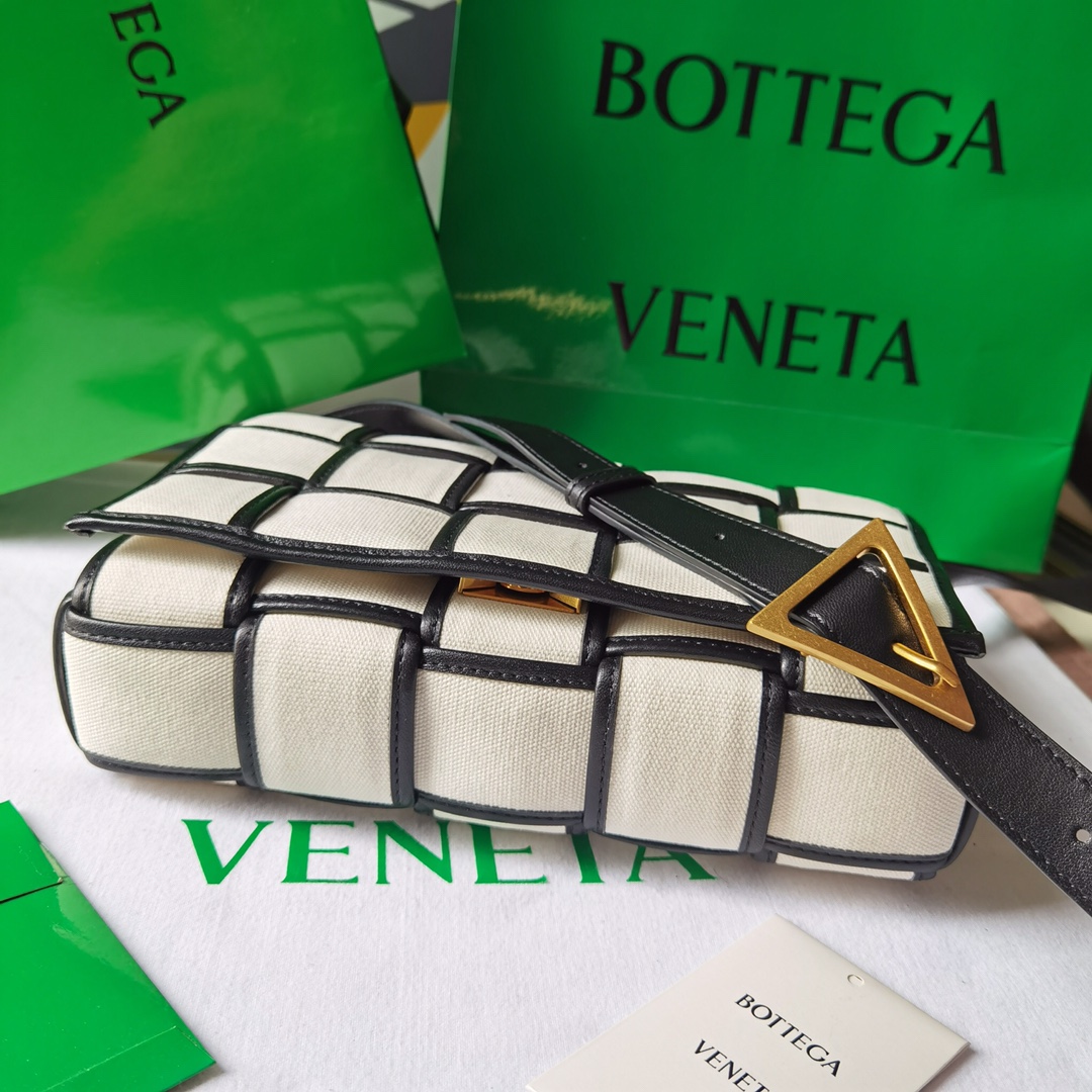 b0tte*a Ven*ta webbing crossbody bag-26x18x8cm