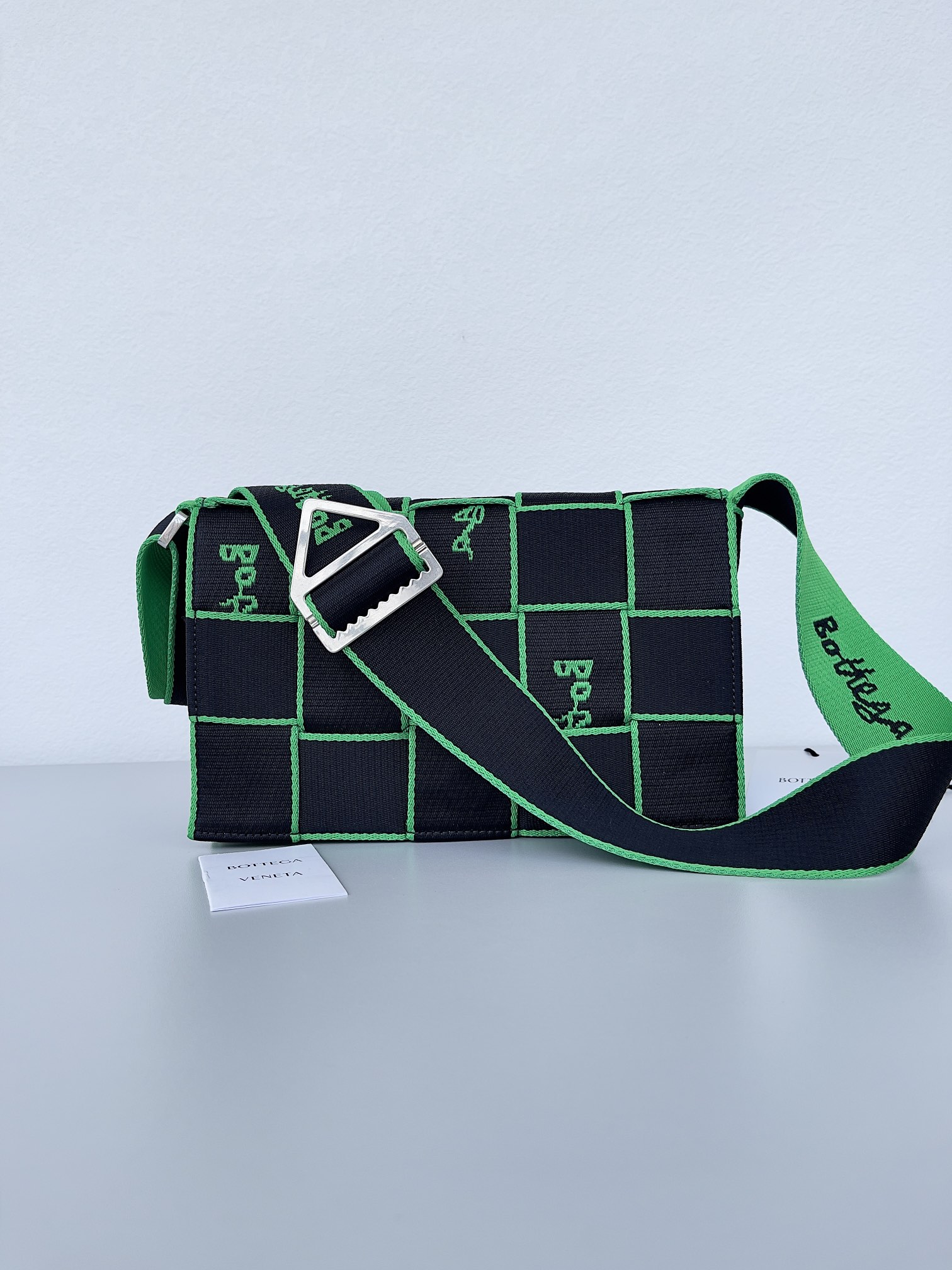 b0tte*a Ven*ta webbing crossbody bag-25*15*5cm