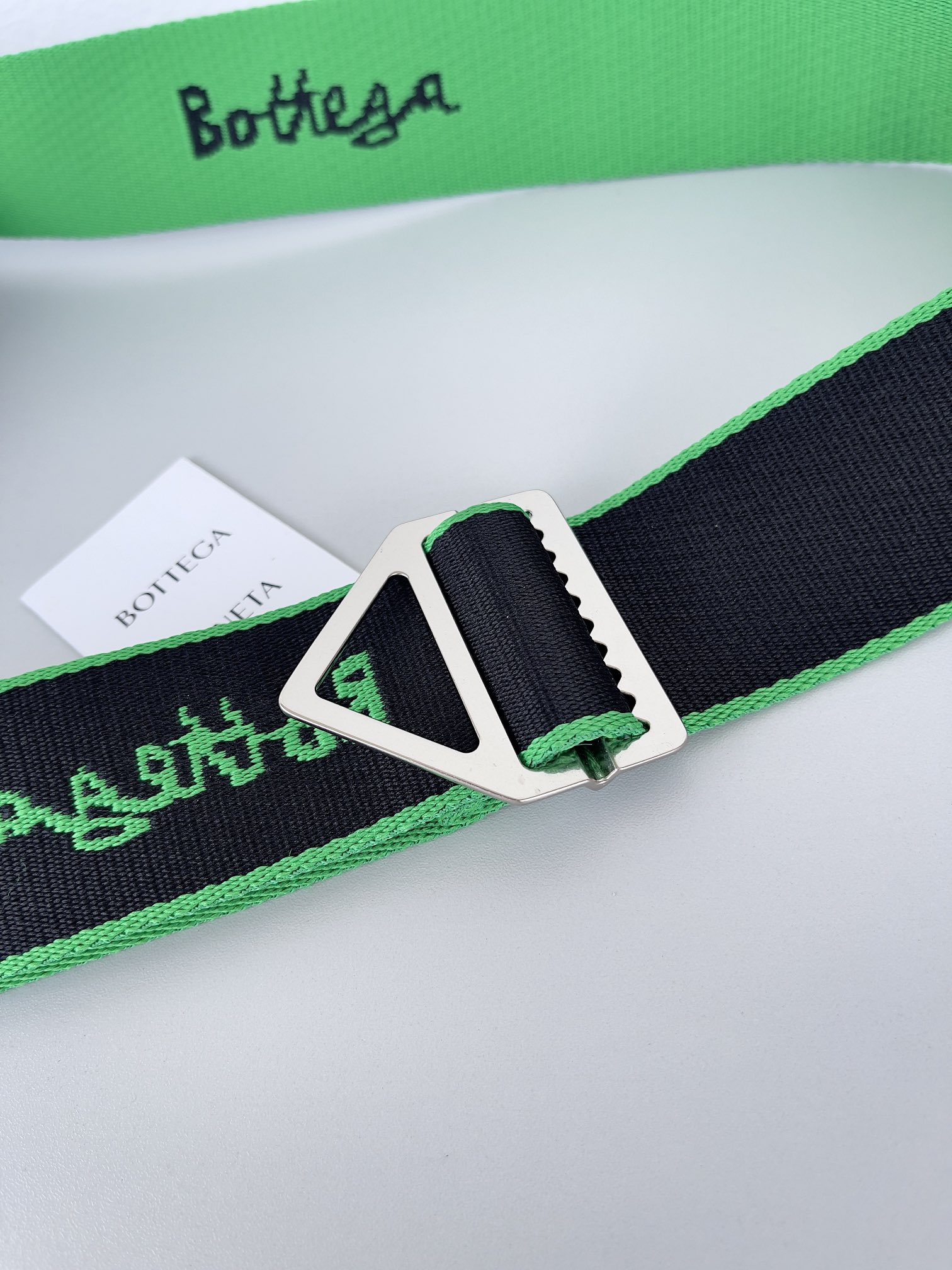 b0tte*a Ven*ta webbing crossbody bag-25*15*5cm