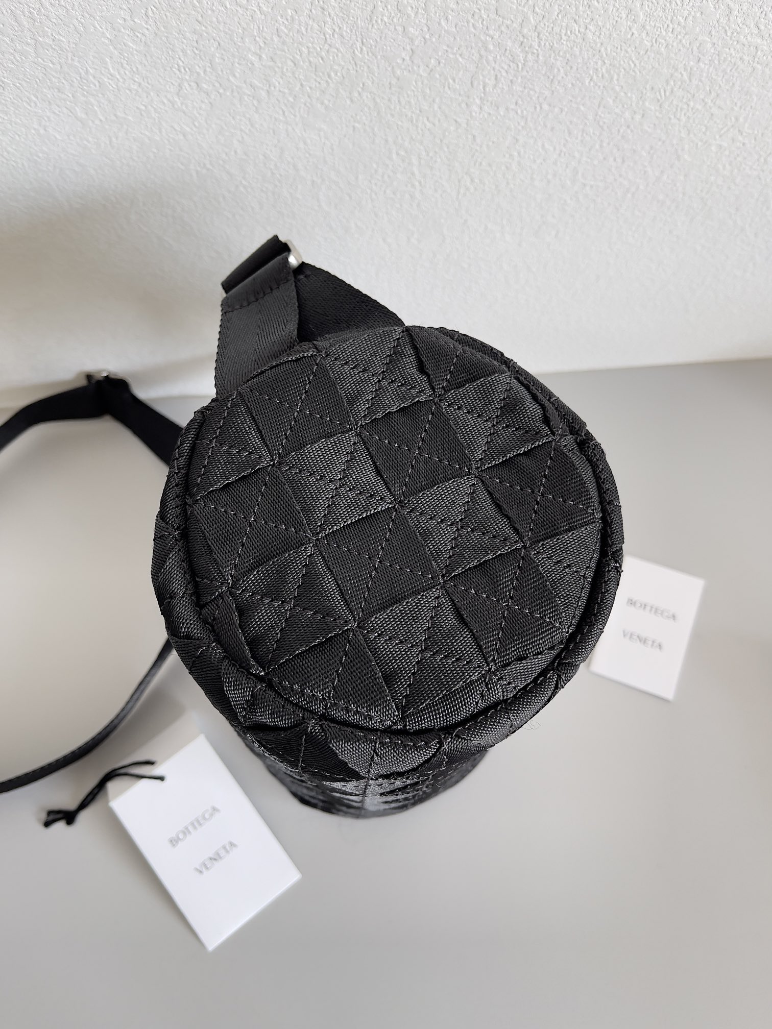 b0tte*a Ven*ta webbing crossbody bag-26*15*15cm