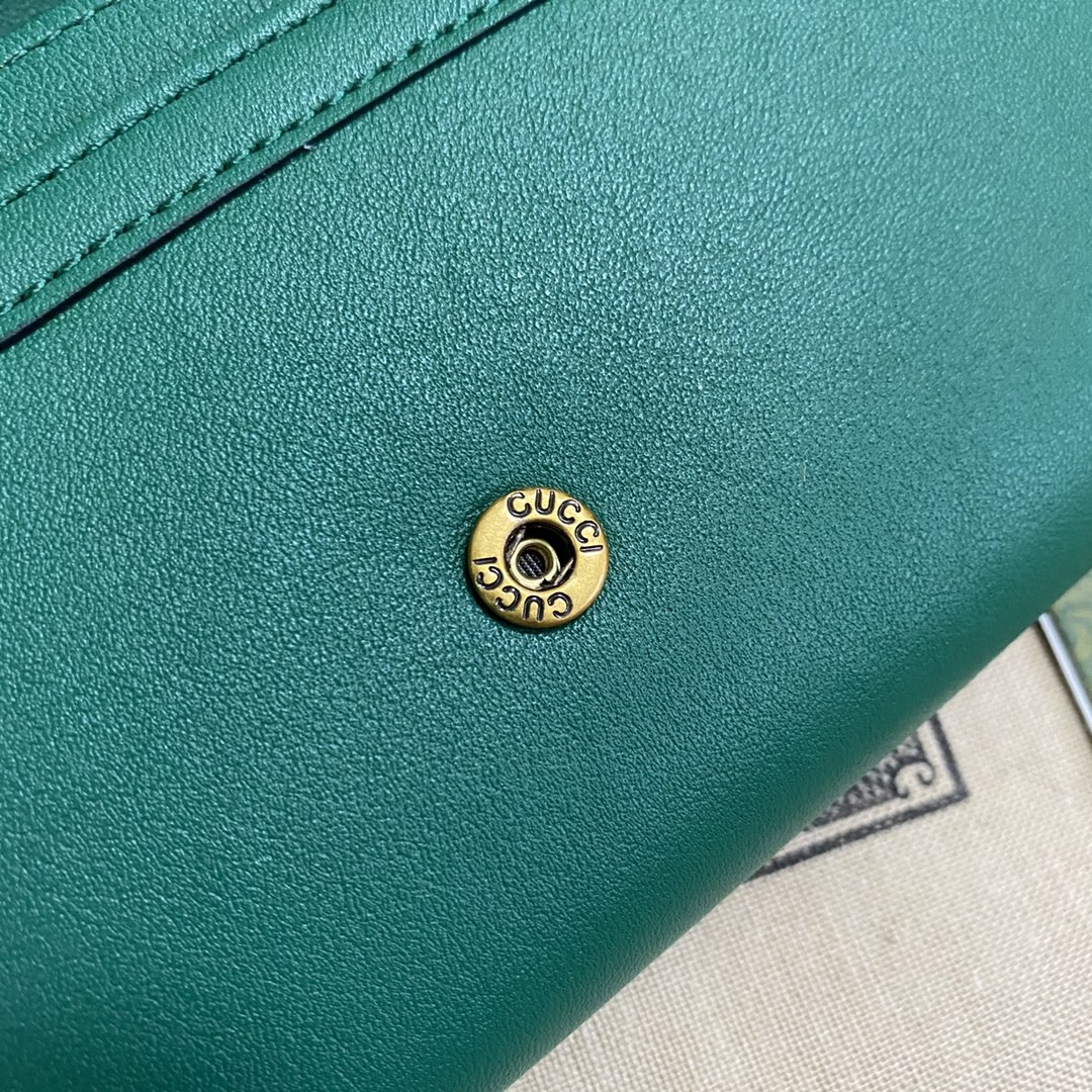 G*u*i chain bag-19*10*3.5cm