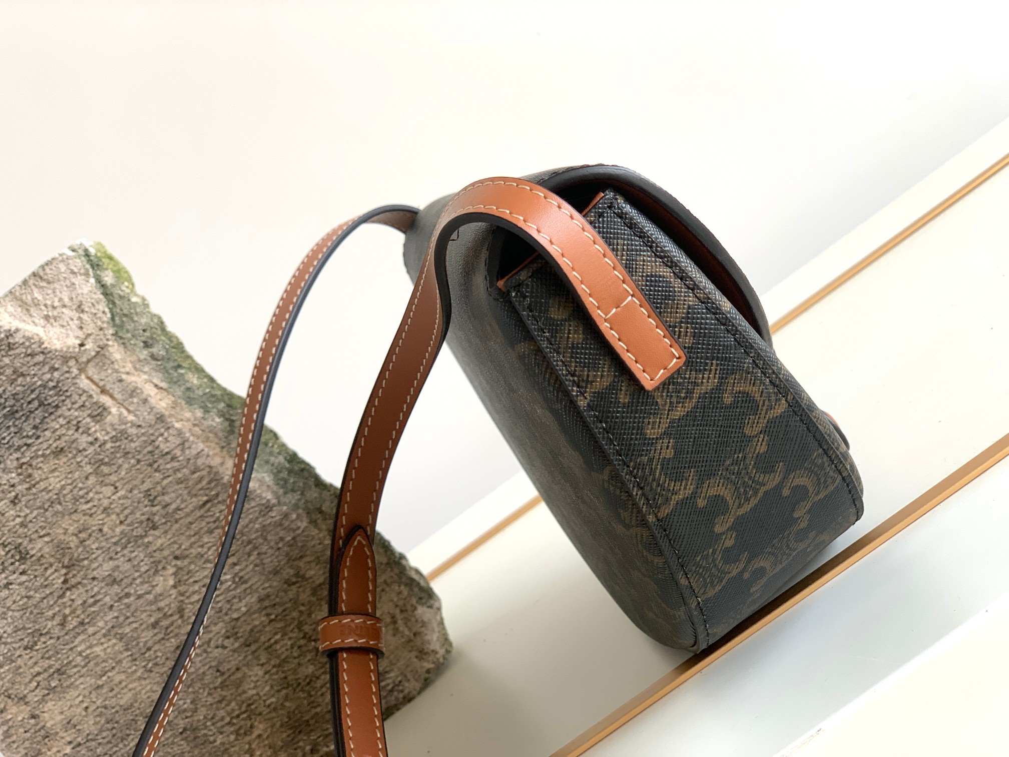 Ce**e besace triomphe bag-23*13.5**6cm