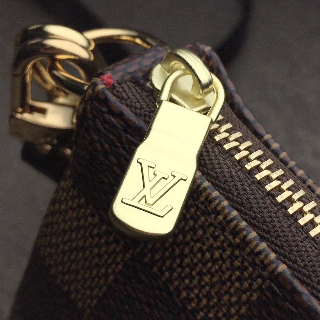 l0*is V*t0n pochette accessoires-24x14x4cm