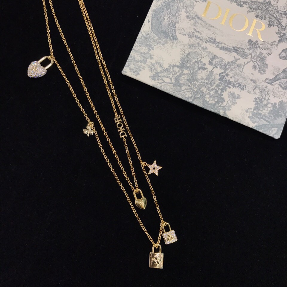 D*or necklace