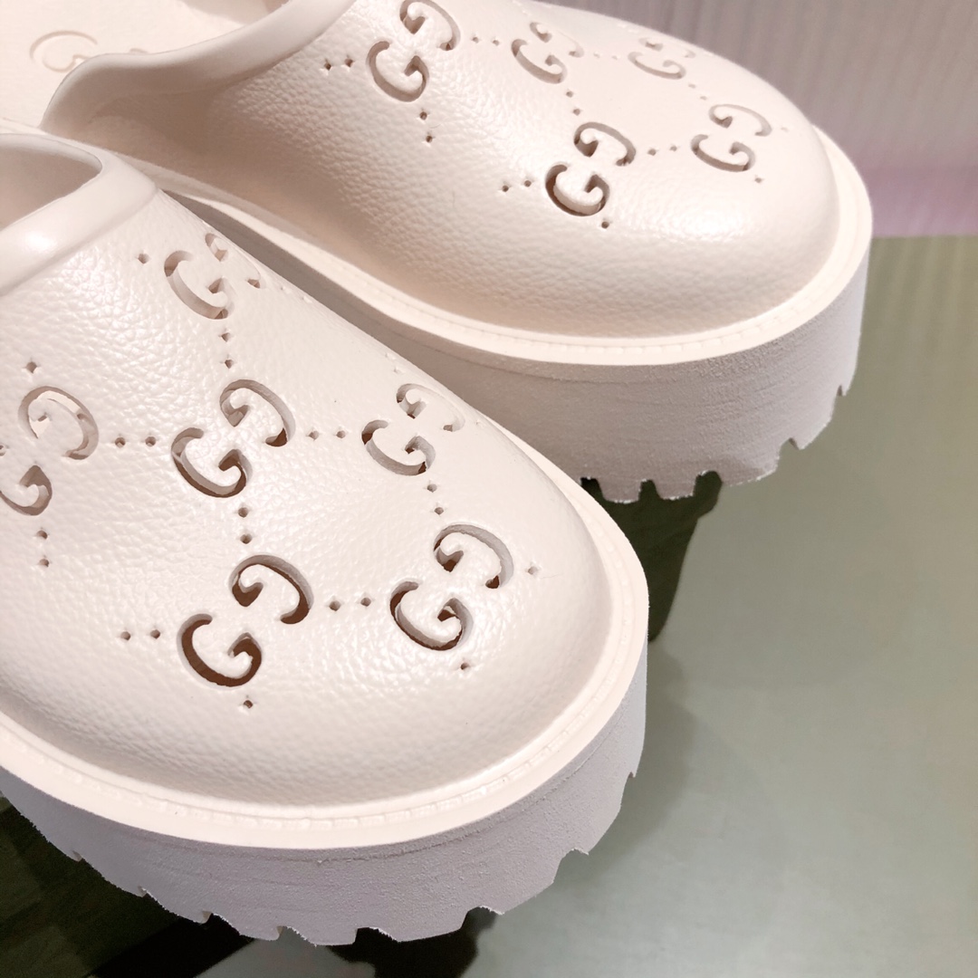 G*u*i slides-4.5cm