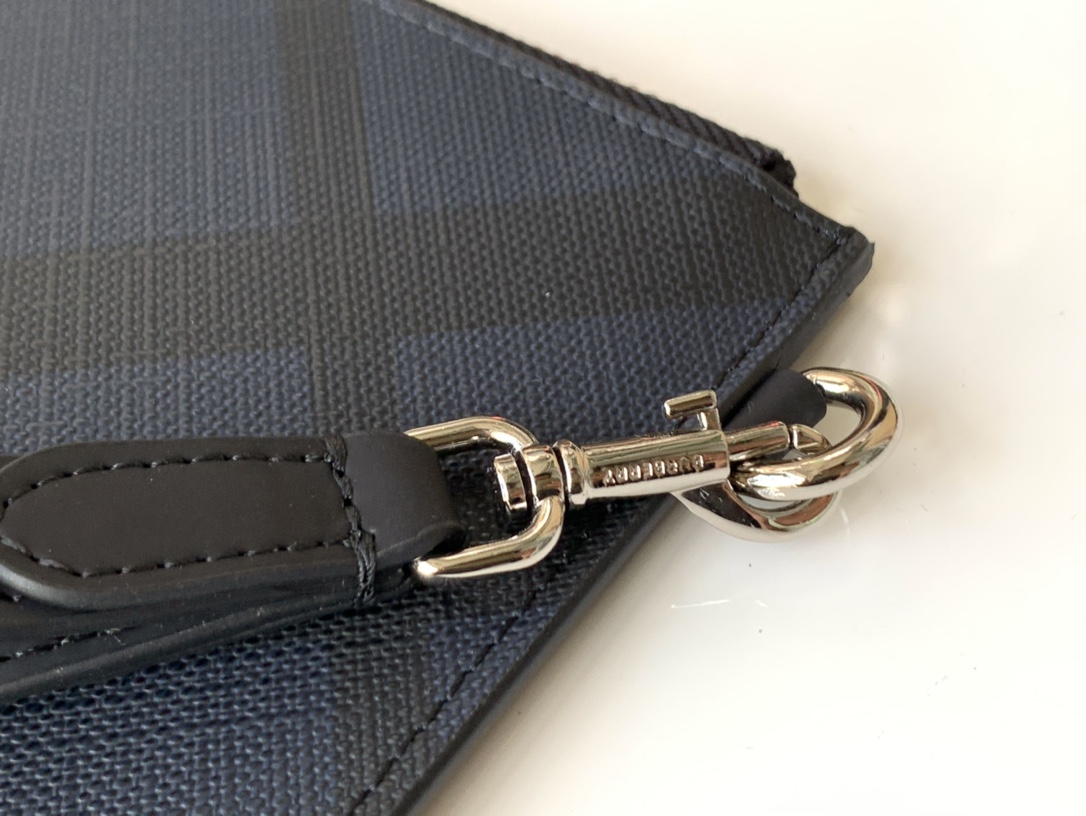 B**rry wallet-30 x 20 cm