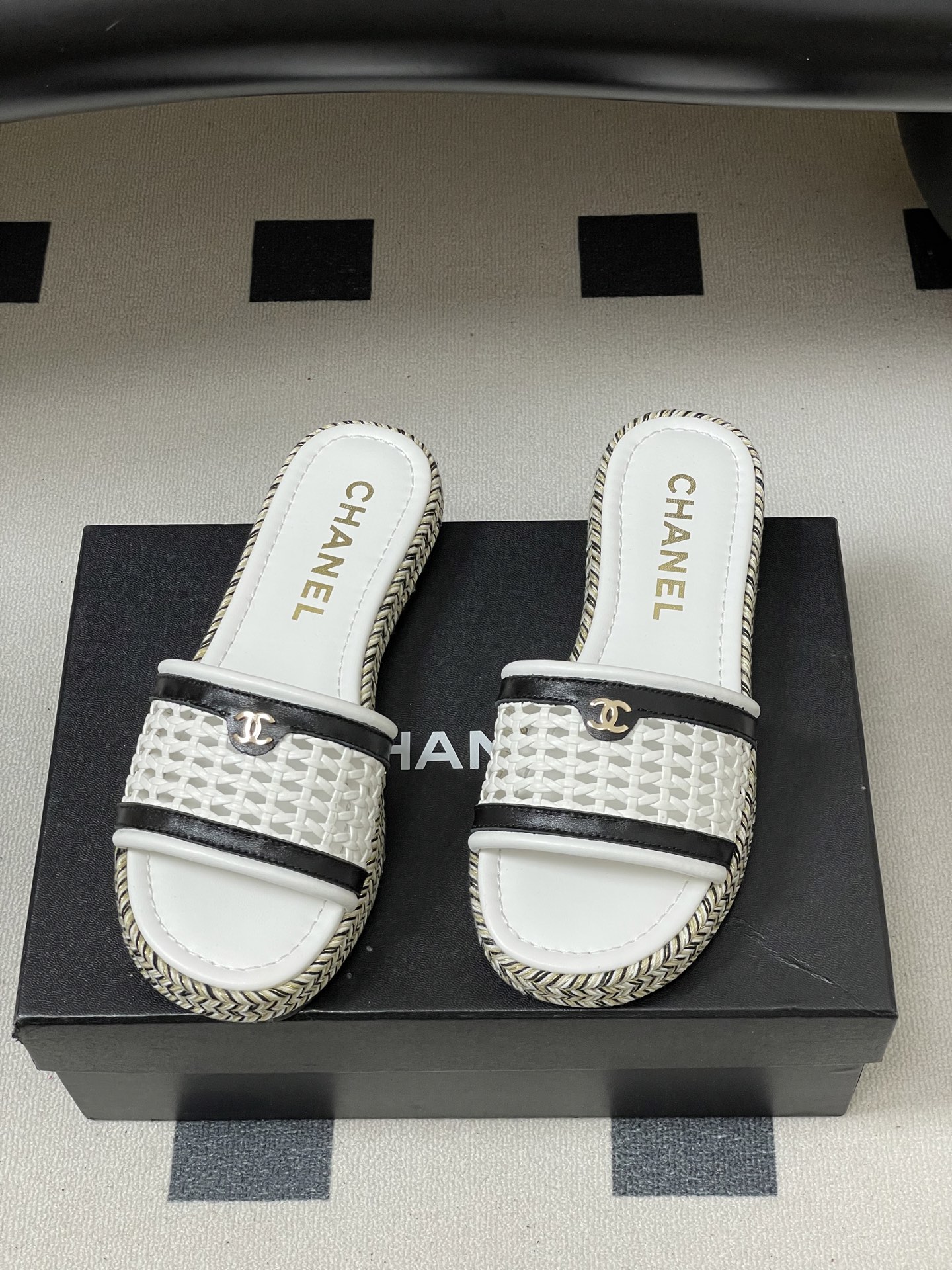 Ch@nel 2026ss Slides