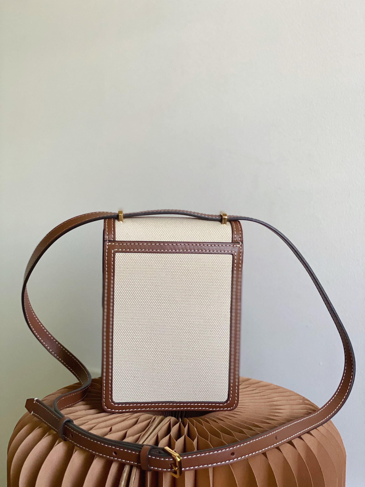 B**rry robin bag-13.5 x 4.5 x 19cm