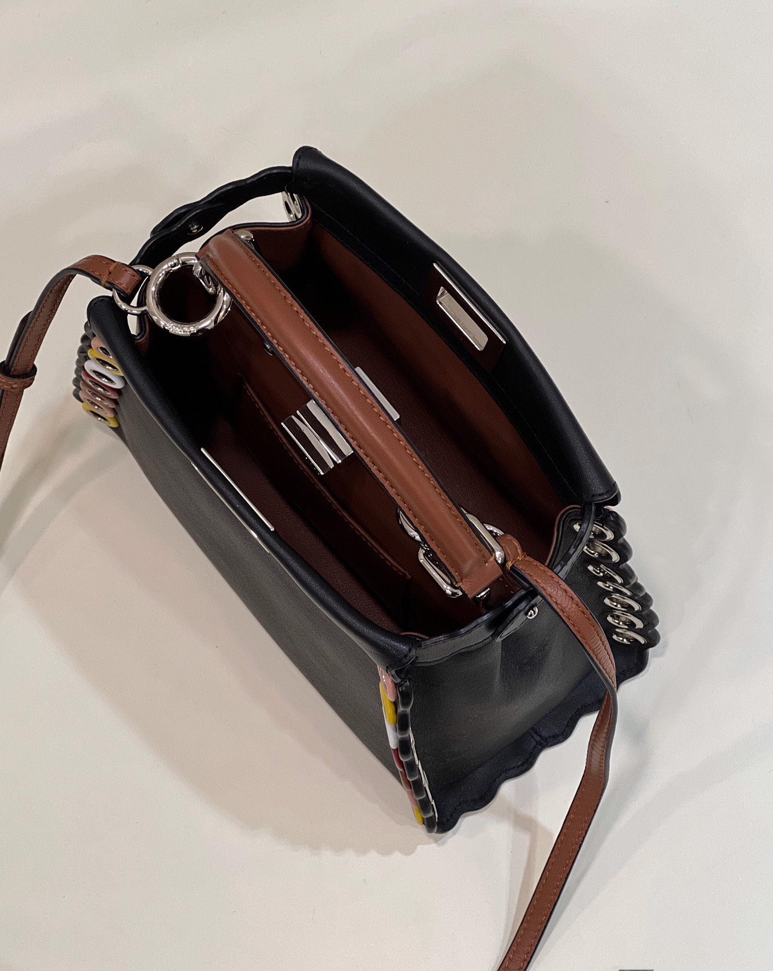 F**di peekabootote-24cm