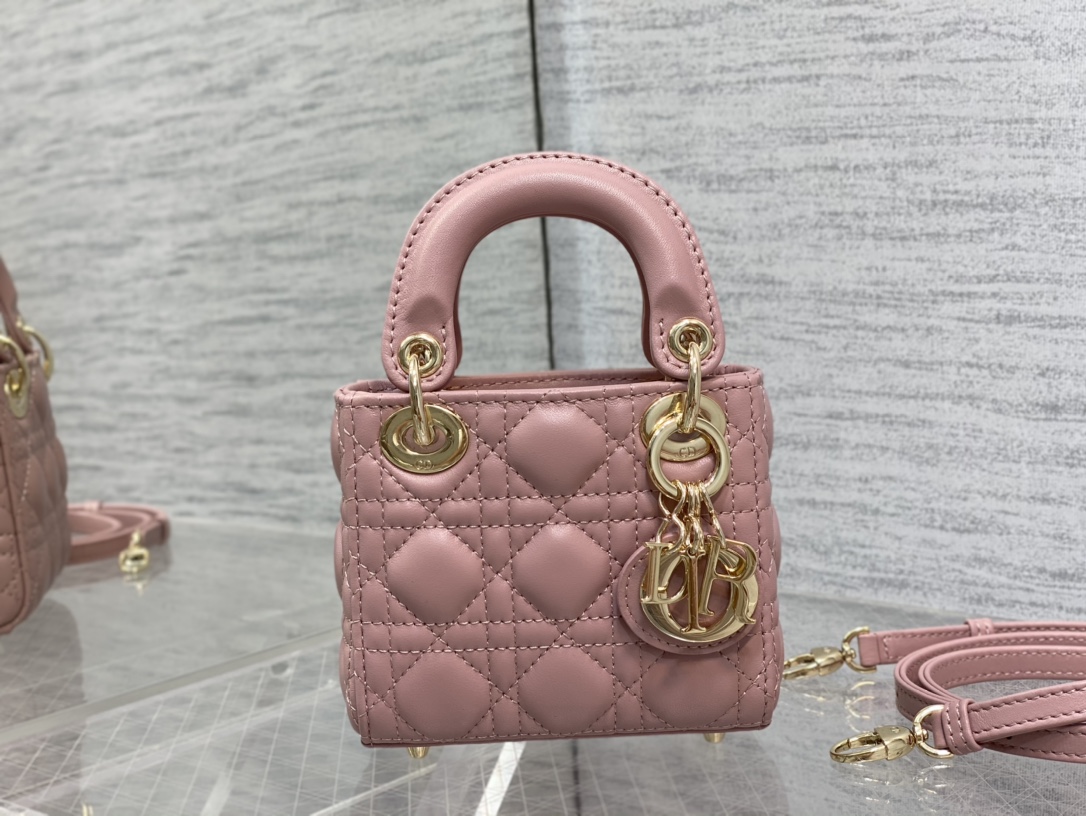 lady D*or micro-12*10*5cm