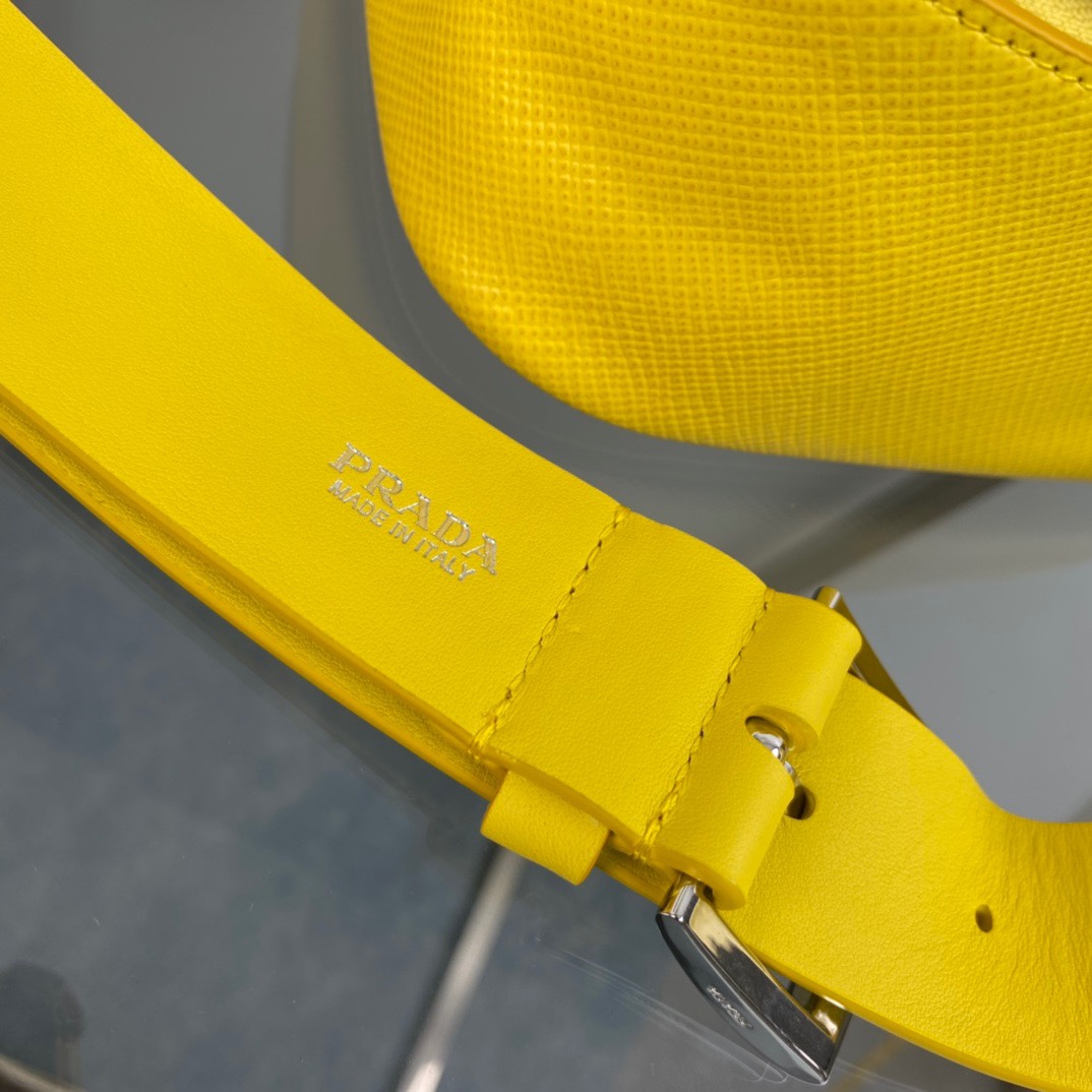Pra*a 2vl039 waist bag-25*14*9cm