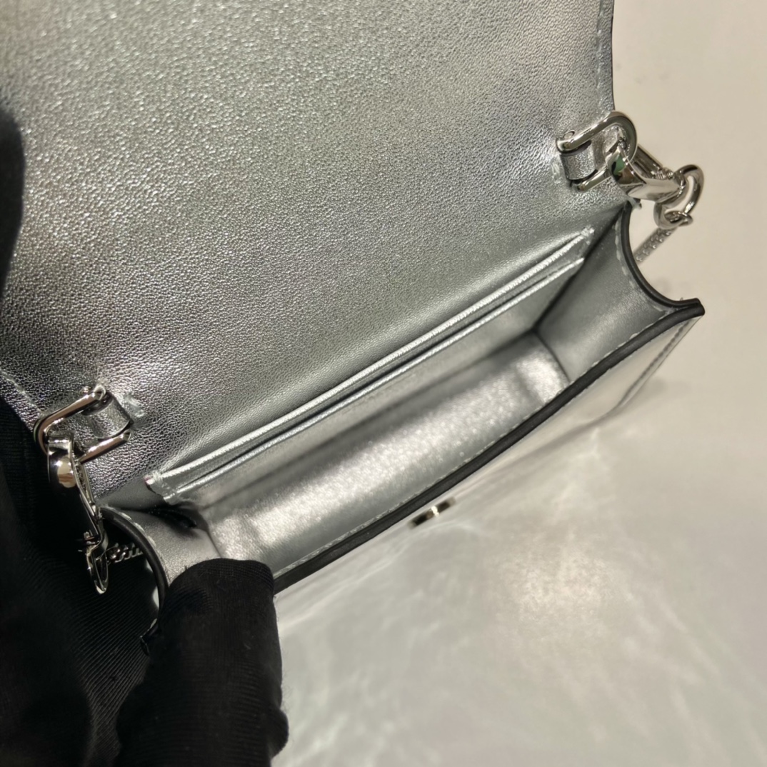Pra*a 1mr024 glossy small bag-11.5*8cm