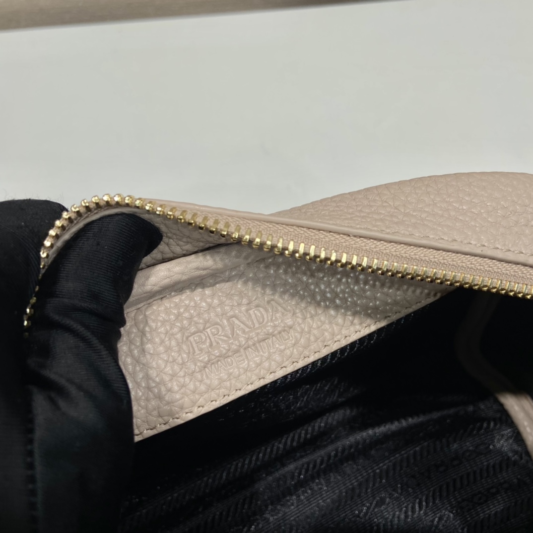 Pra*a 1bh187 crossbody handbags-20.5*13*8.cm