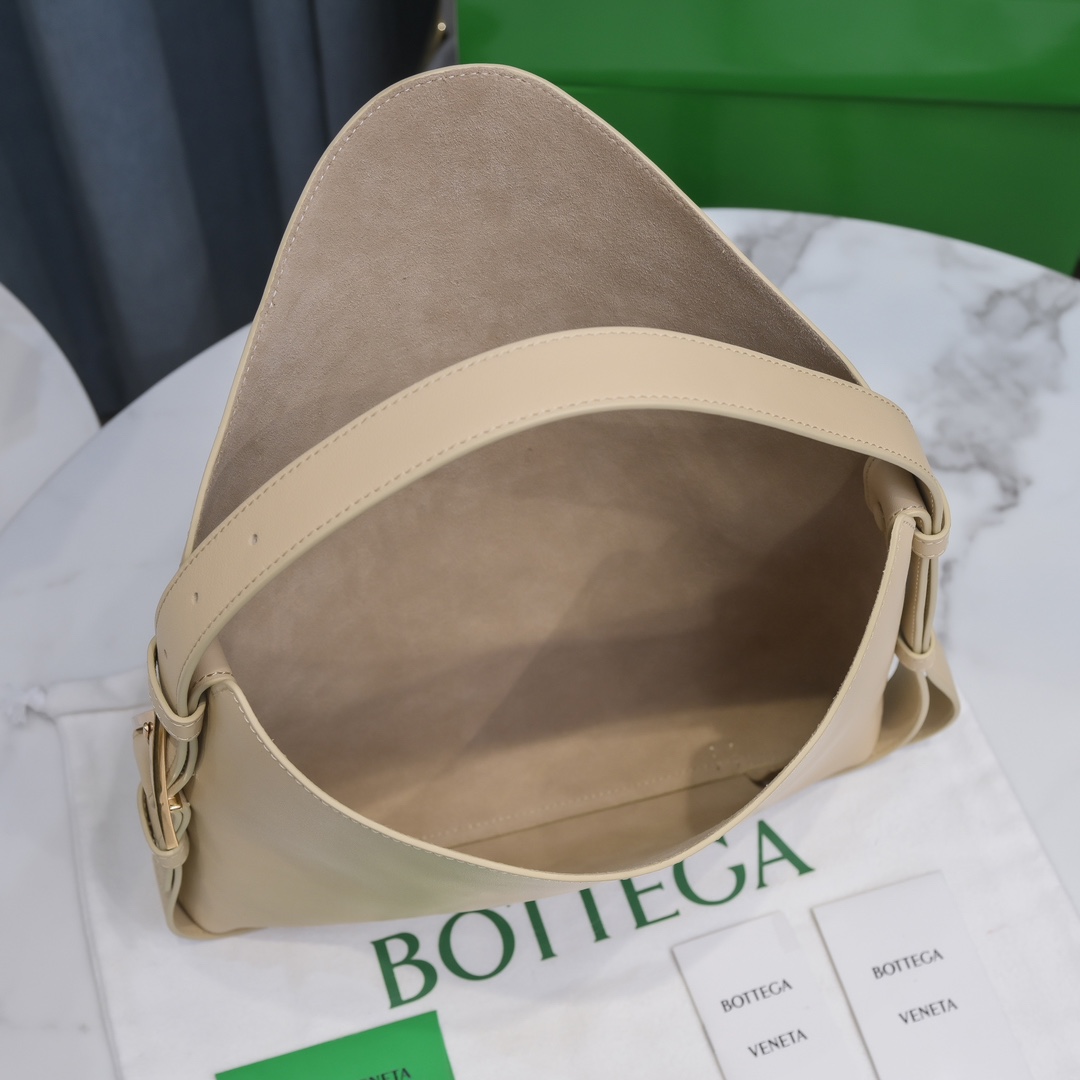 b0tte*a Ven*tacradle tote-30x23x16cm
