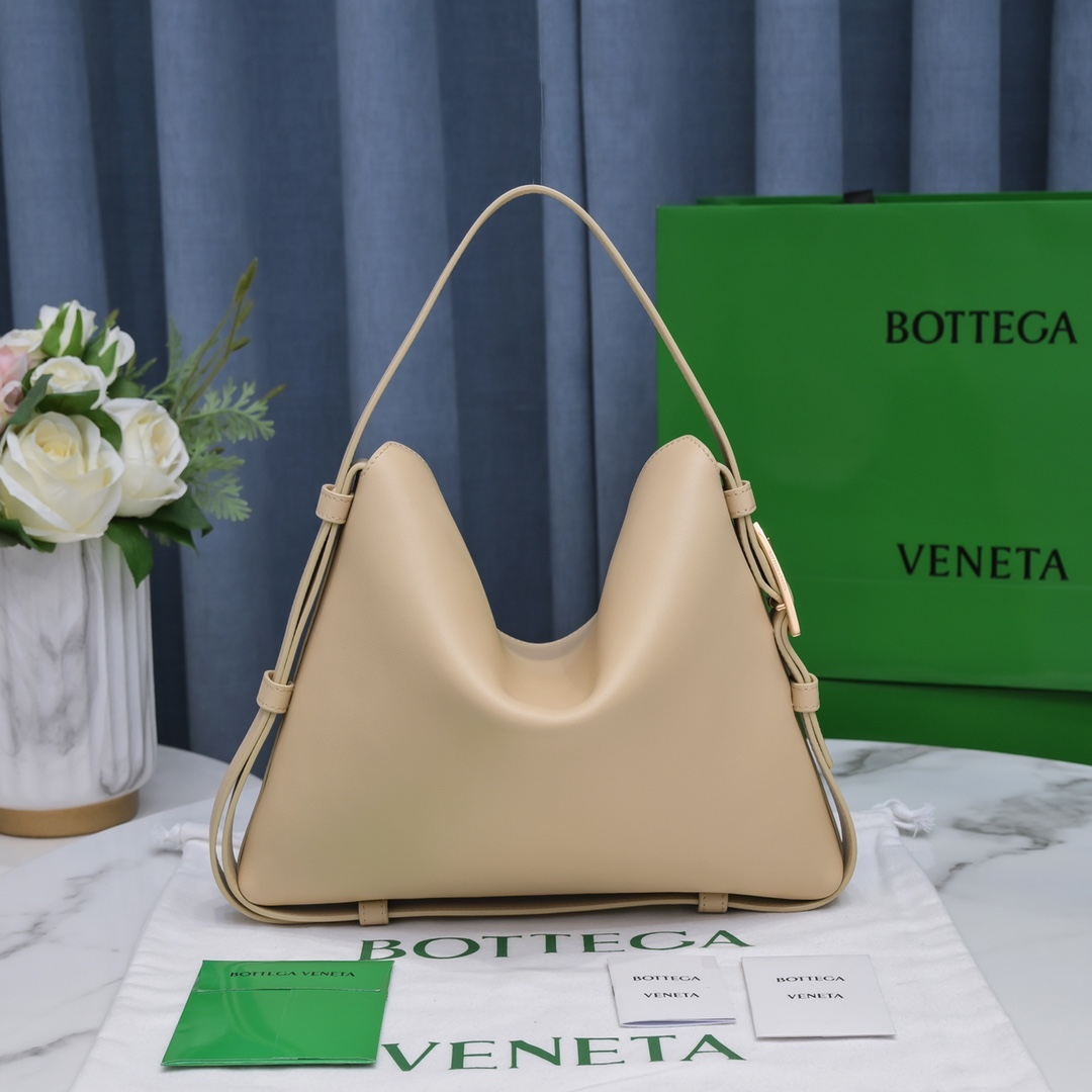 b0tte*a Ven*tacradle tote-30x23x16cm