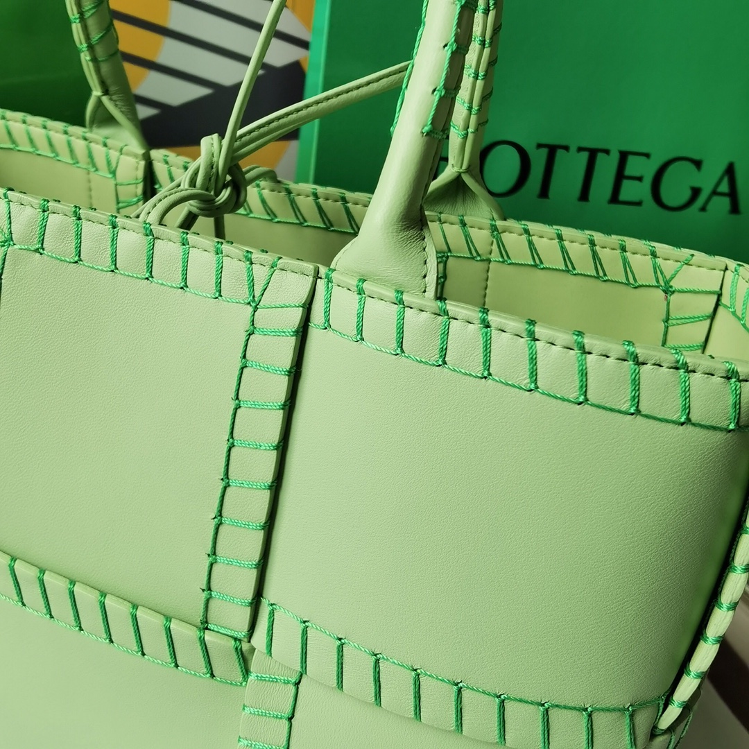 B0tte*a arco tote-30x20x11.5cm