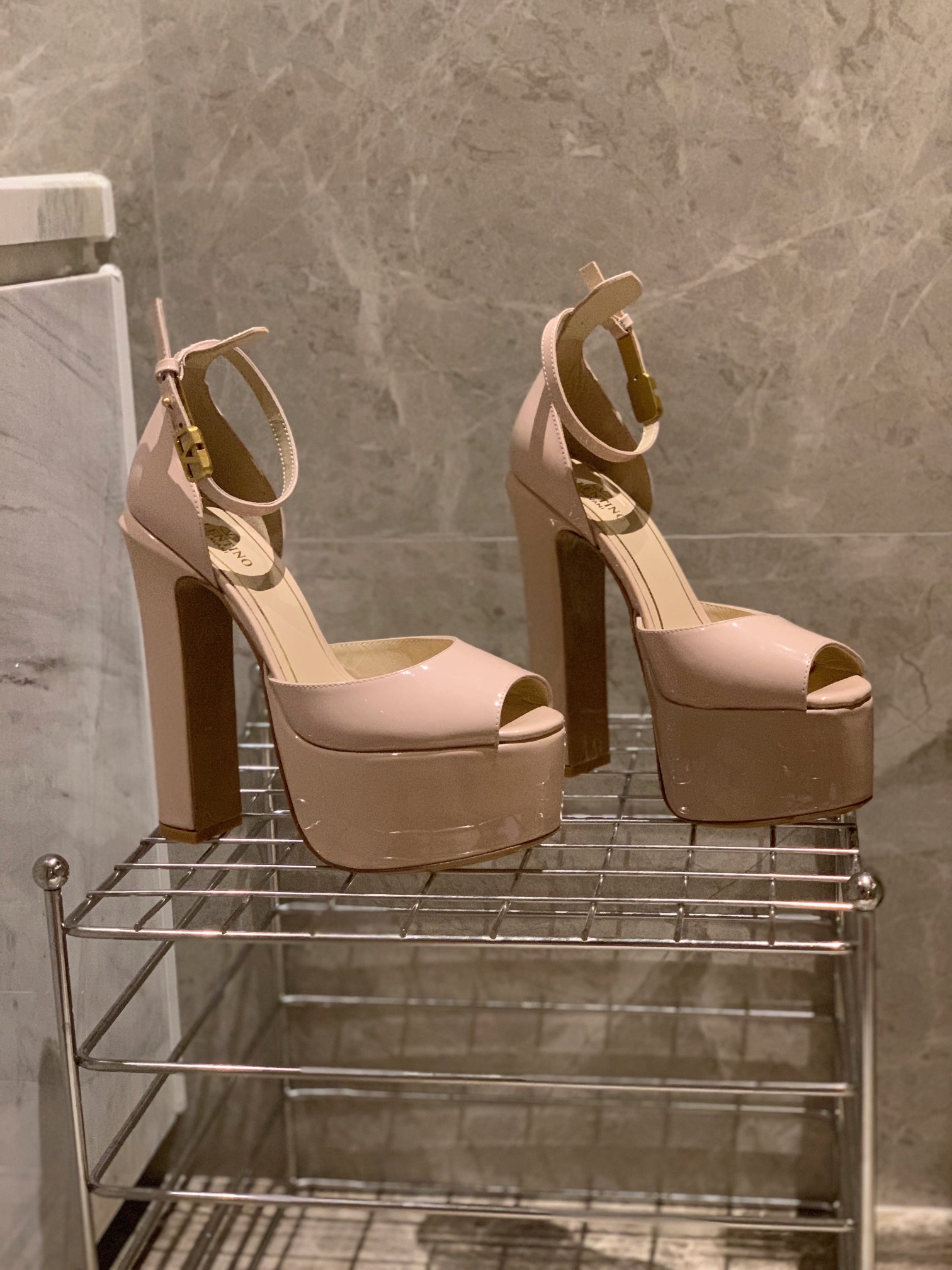 Va1e*ntin0 heels-15.5cm
