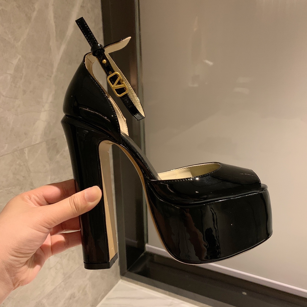 Va1e*ntin0 heels-15.5cm
