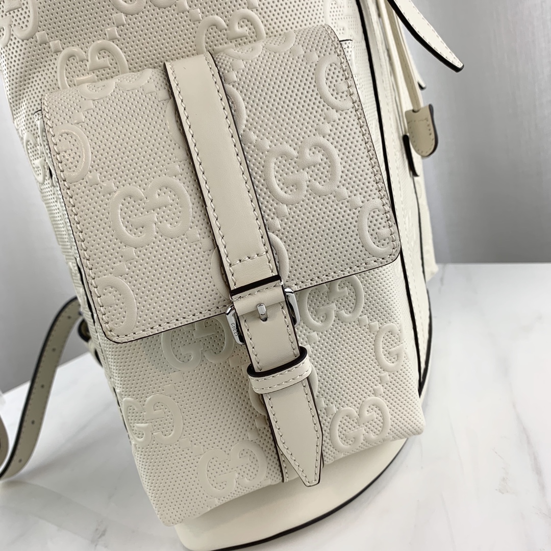 G*u*i gg embossed backpack-34*41*12