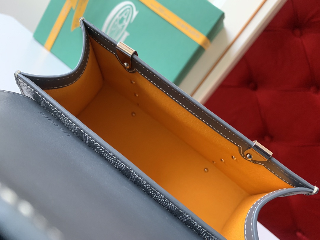 Go*ard coated canvas and leather saigon top handle bag-21cm