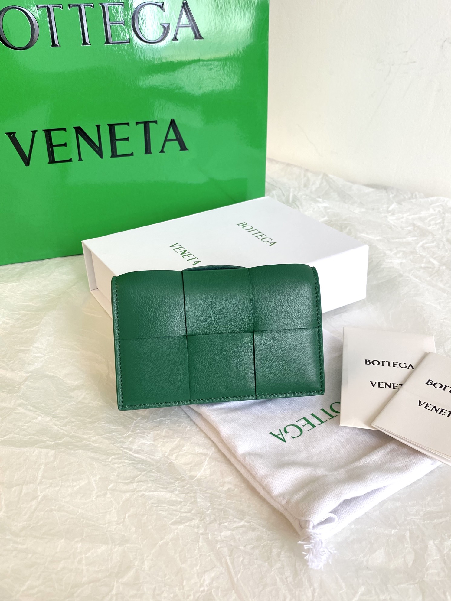 b0tte*a Ven*ta wallet-12cm