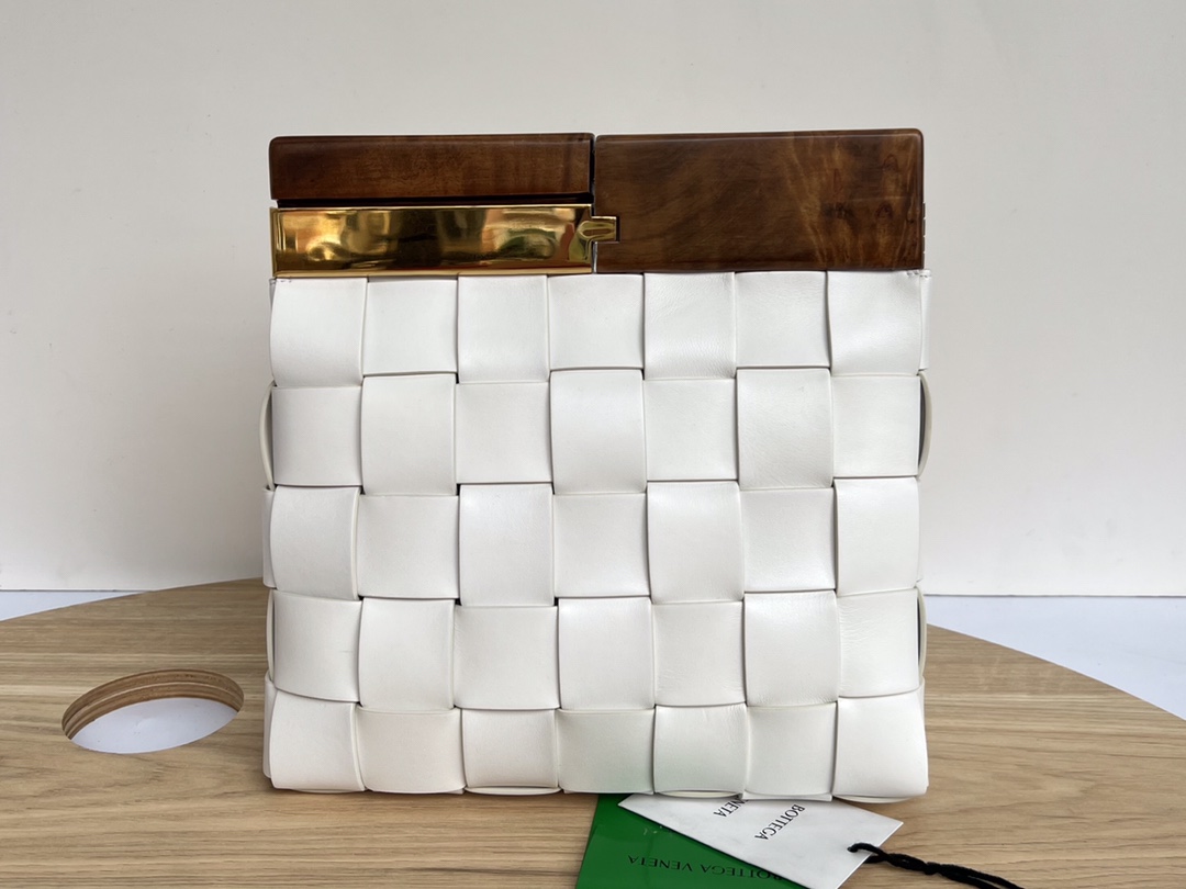 B0tte*a nappa pouch-28*26*5cm