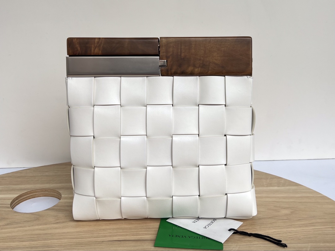 B0tte*a nappa pouch-28*26*5cm