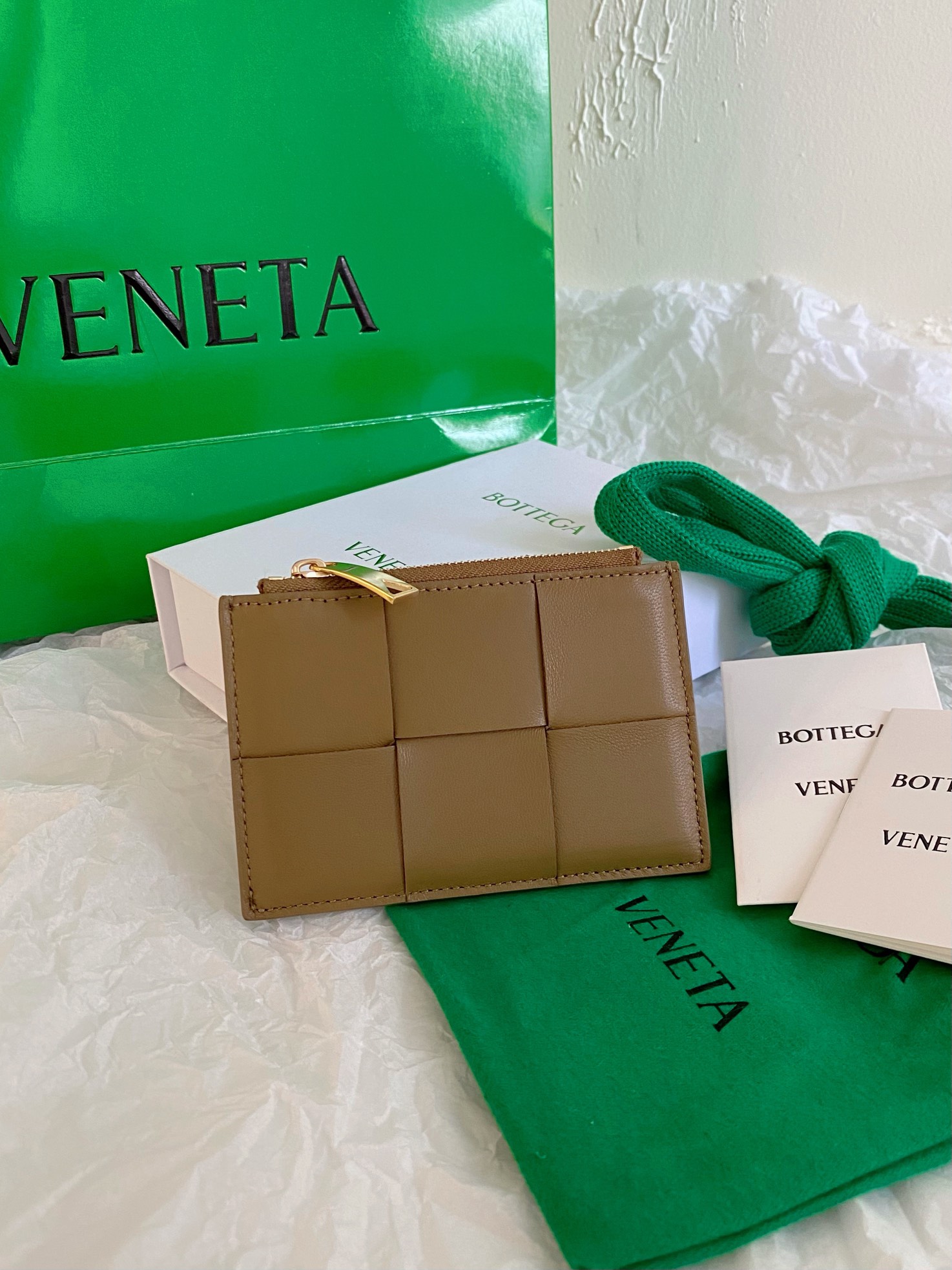 b0tte*a Ven*ta wallet-12cm