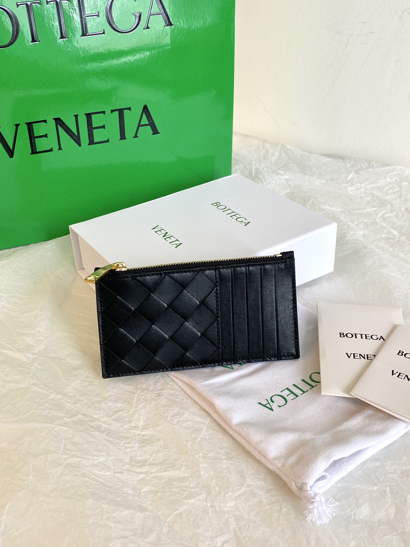 b0tte*a Ven*ta wallet-12cm