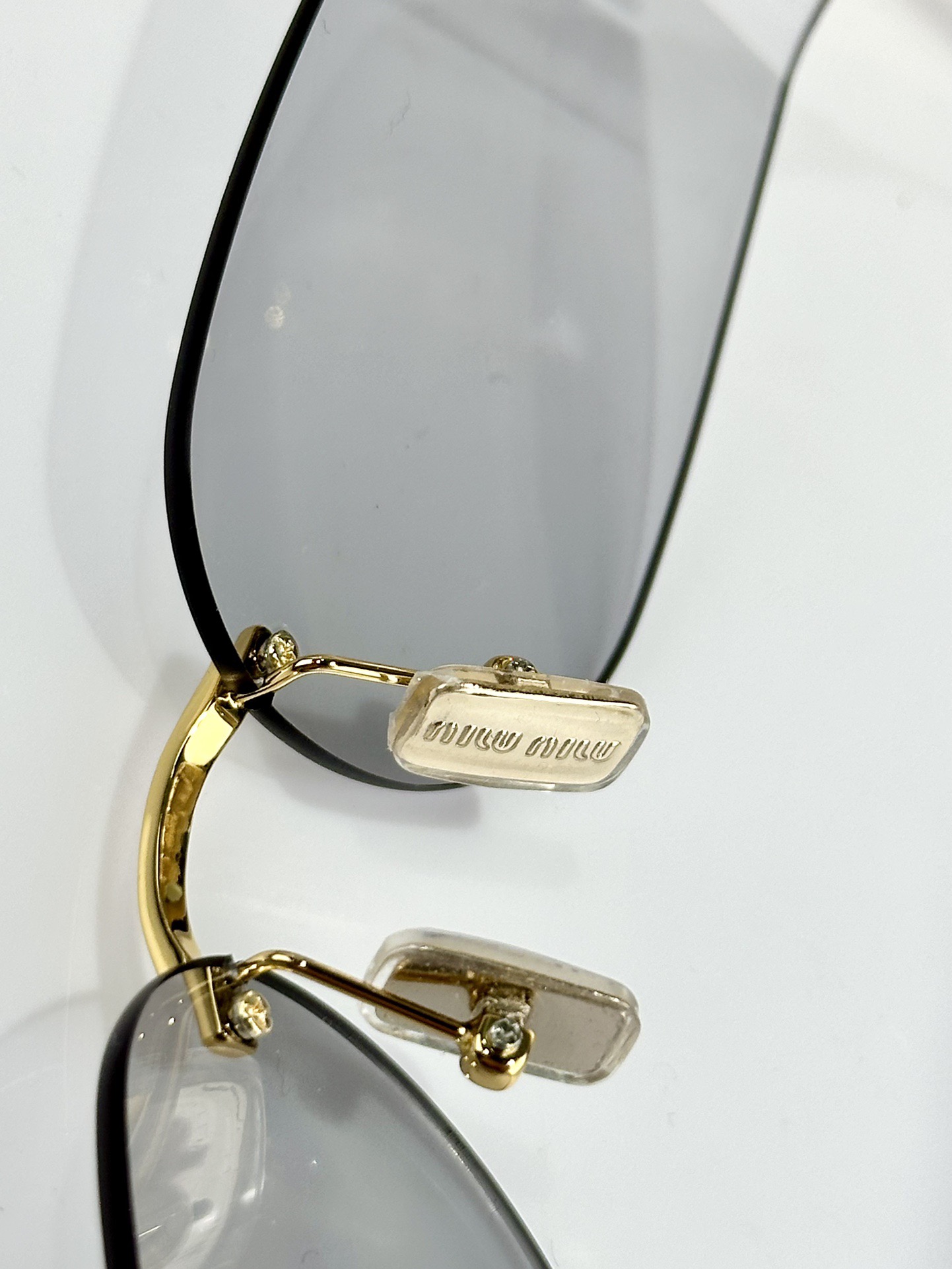 M1um1u sunglasses