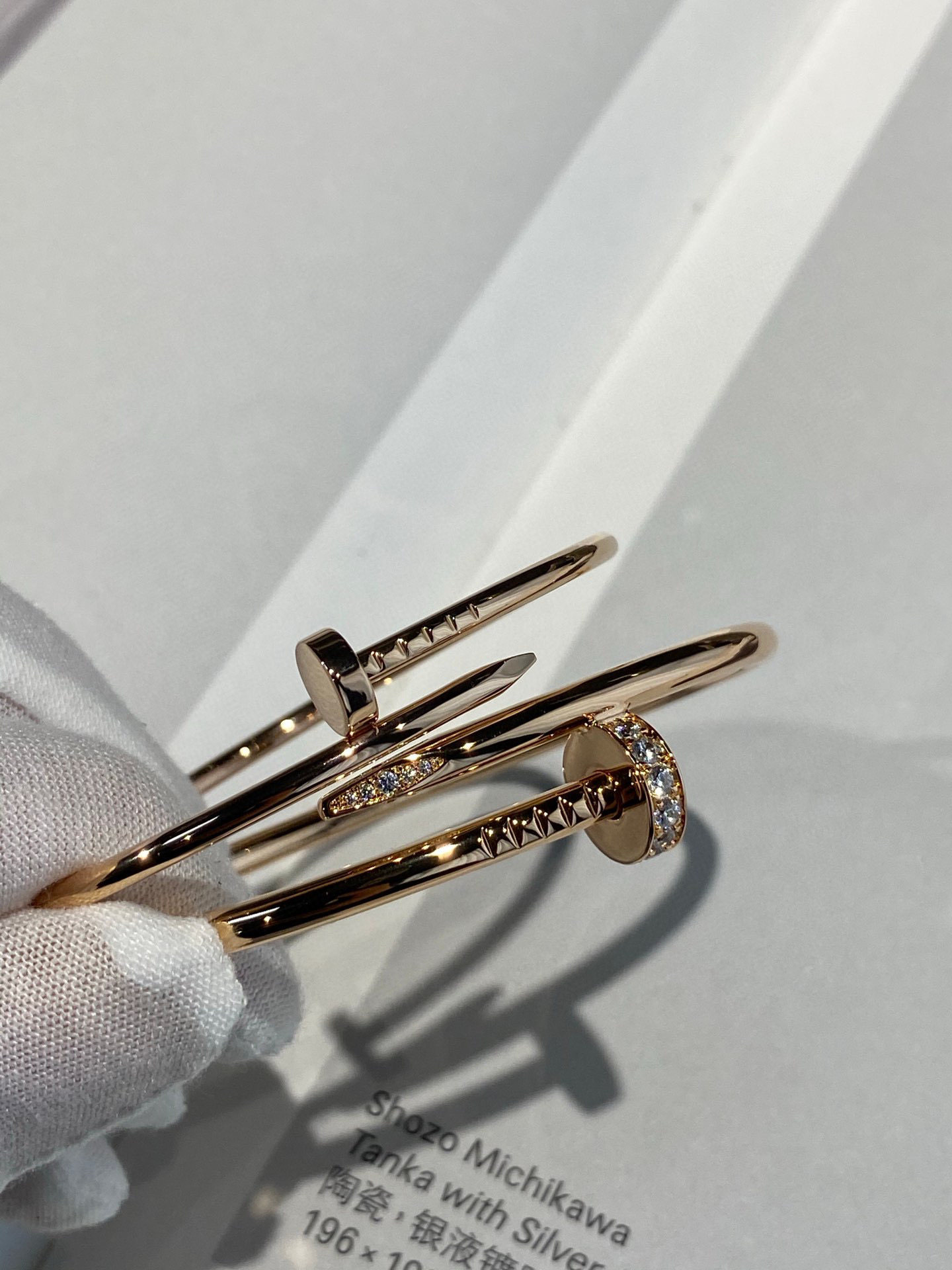 Ca*t*er bracelet