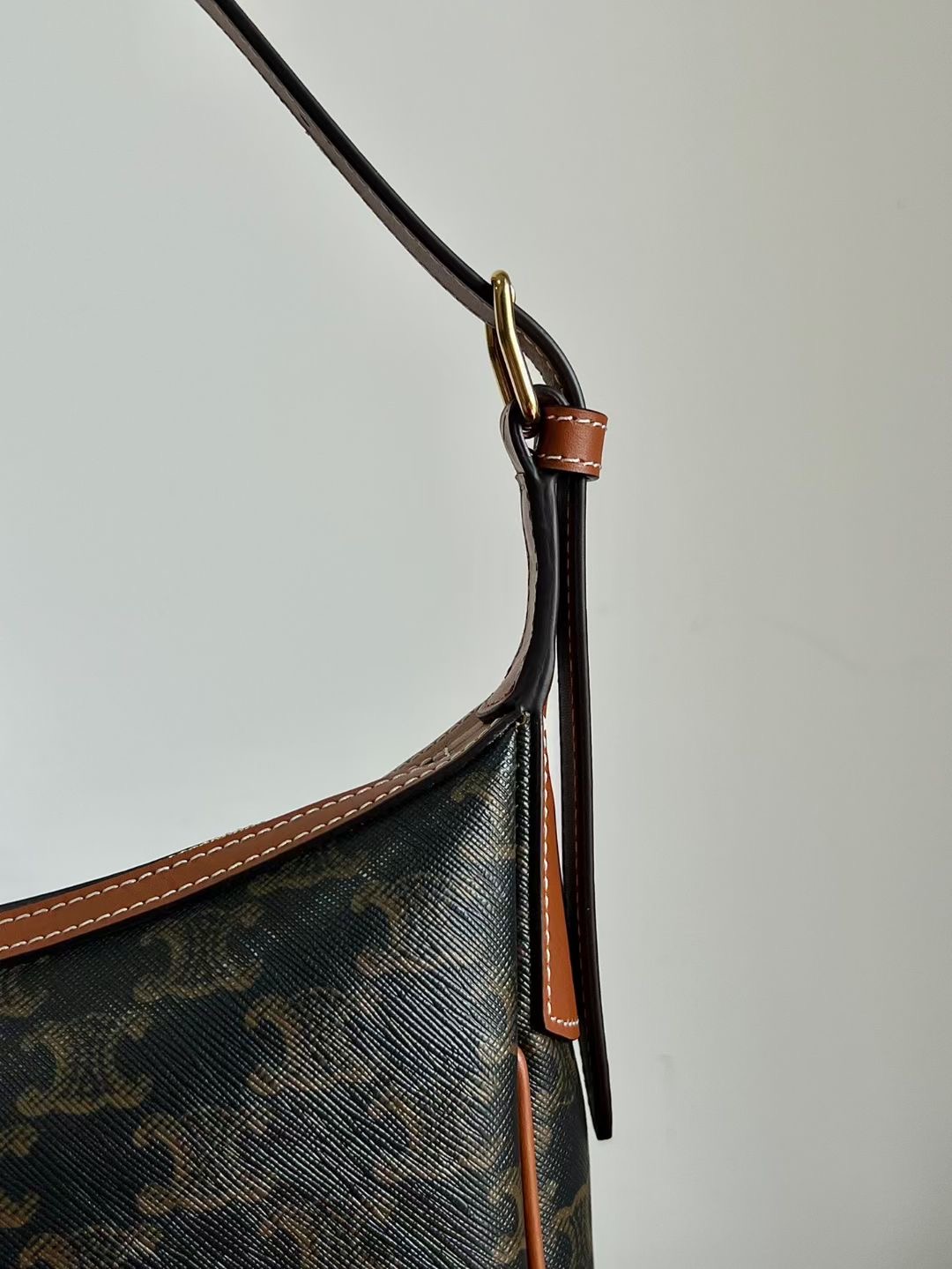 Ce**e hobo underarm bag -30 x 28.5 x 8cm