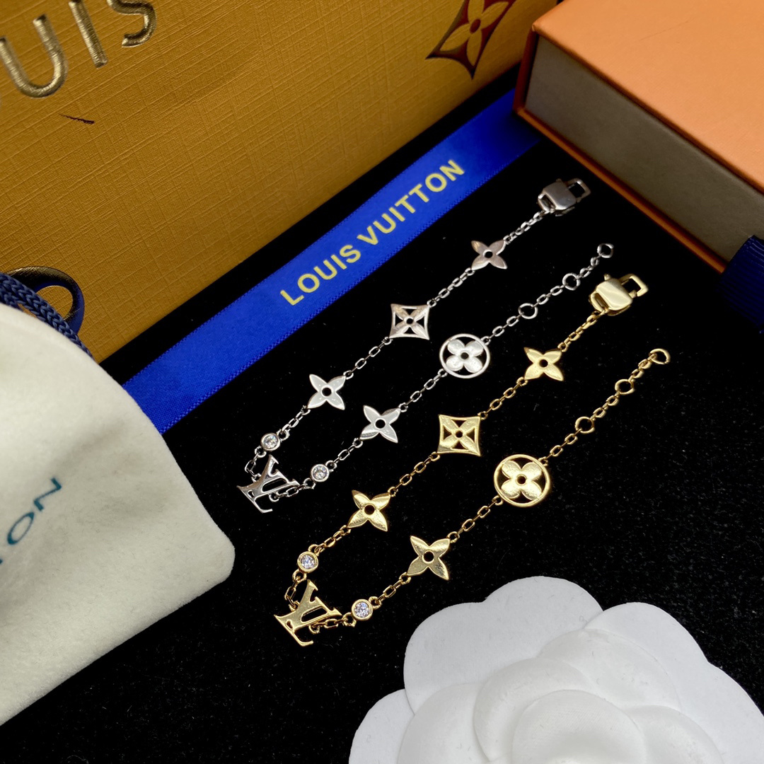 l0vis Vvtt0n bracelet