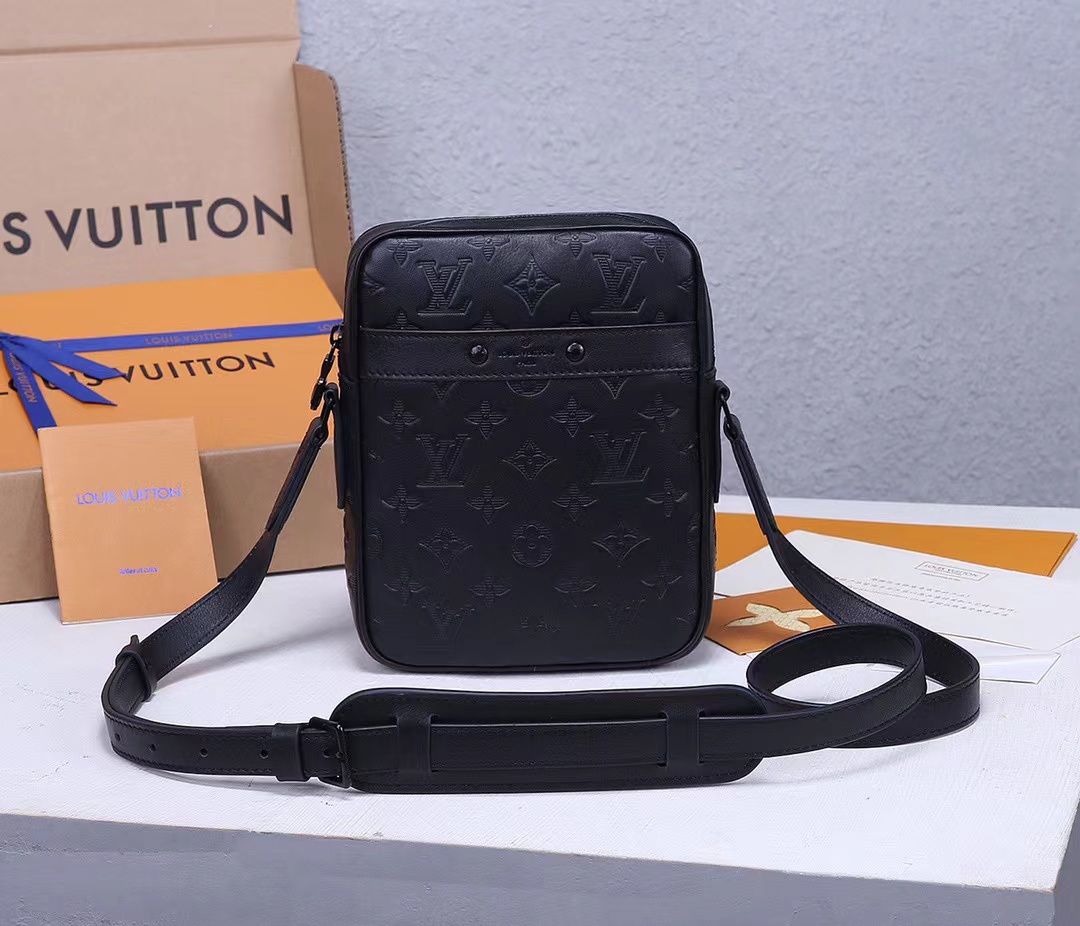 l0*is V*t0n danube handbags-16*21*6.5cm