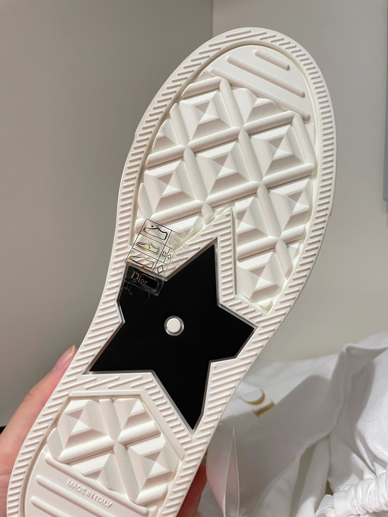 D*or sneakers