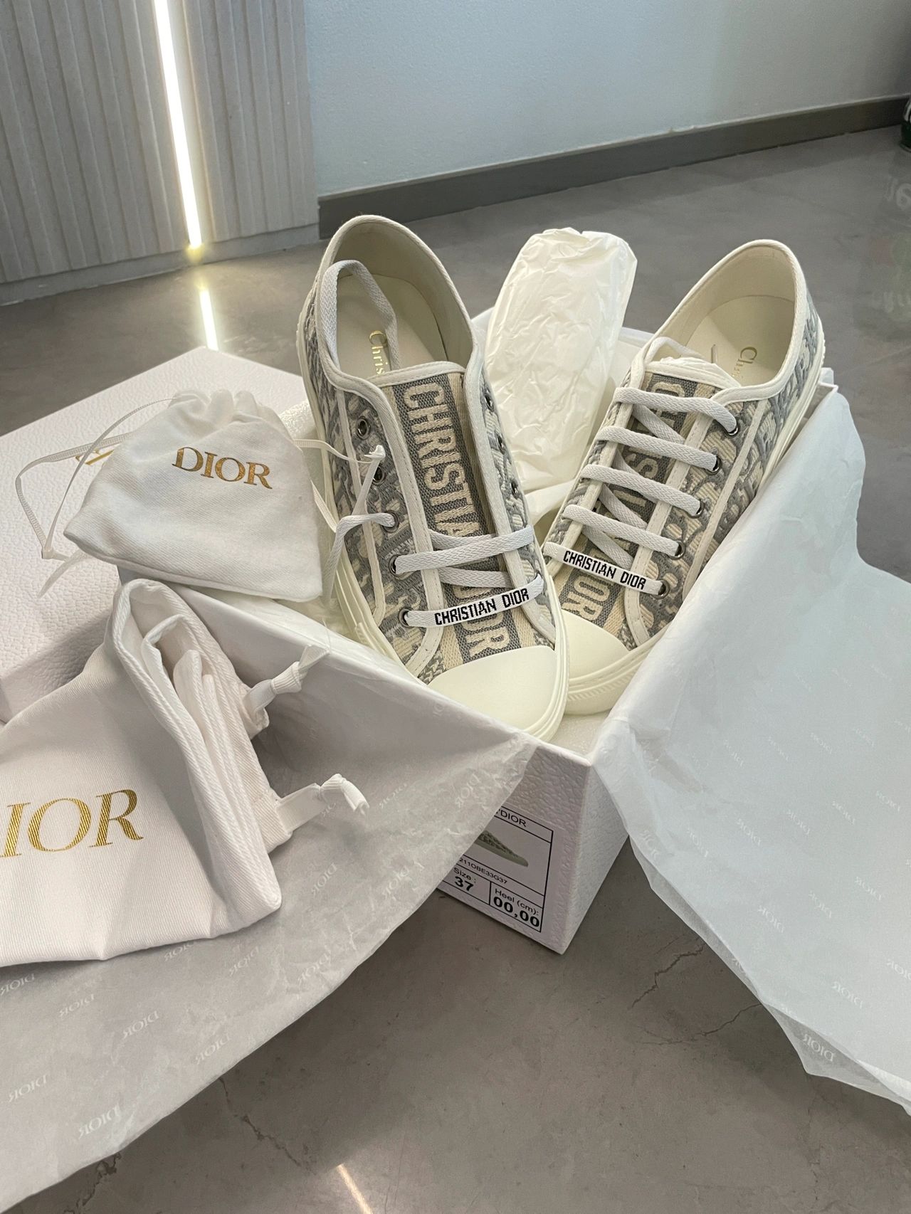 D*or sneakers