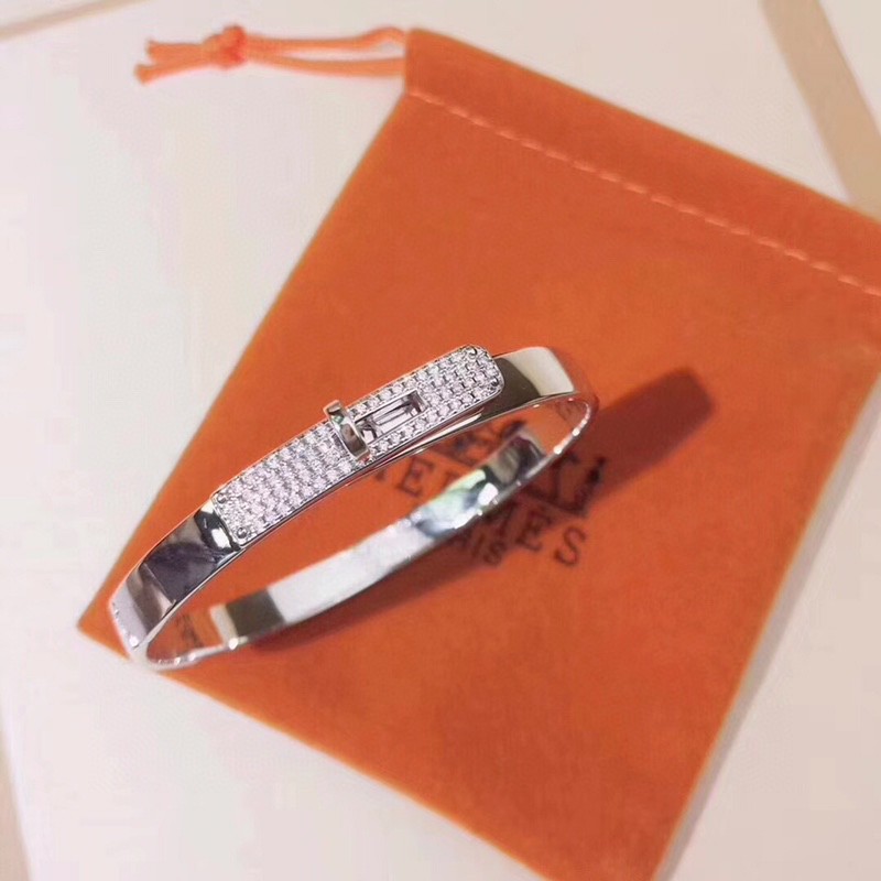 H**mes kelly bracelet