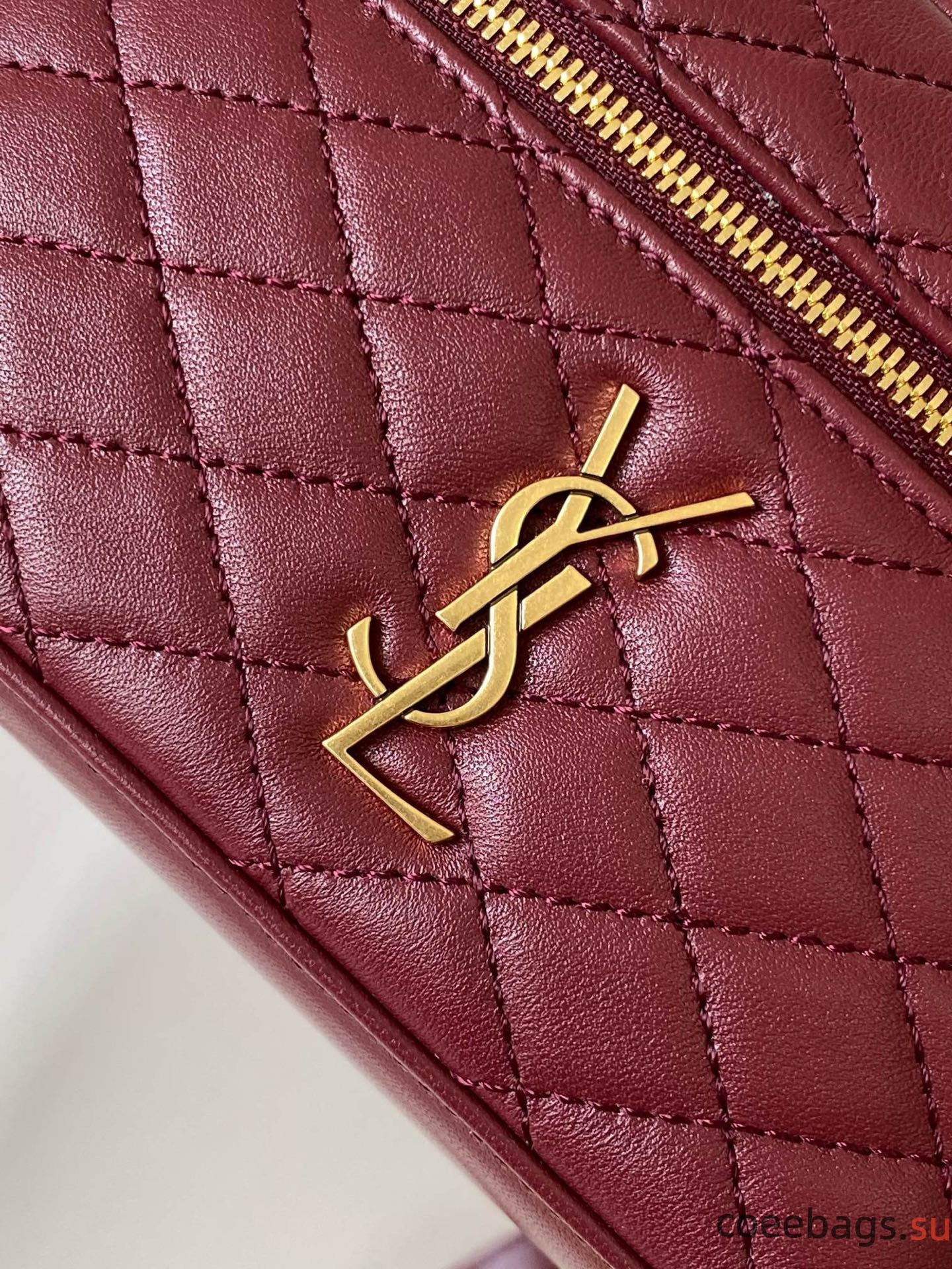 Y51Lambskin Quilted Gaby Vanity Case Rouge-18*11*6.5CM