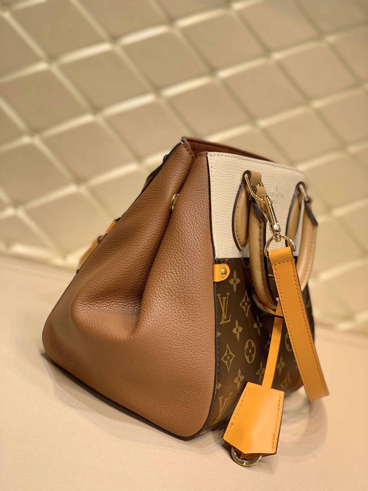 l0*is V*t0n fold tote bag-35*40*17cm