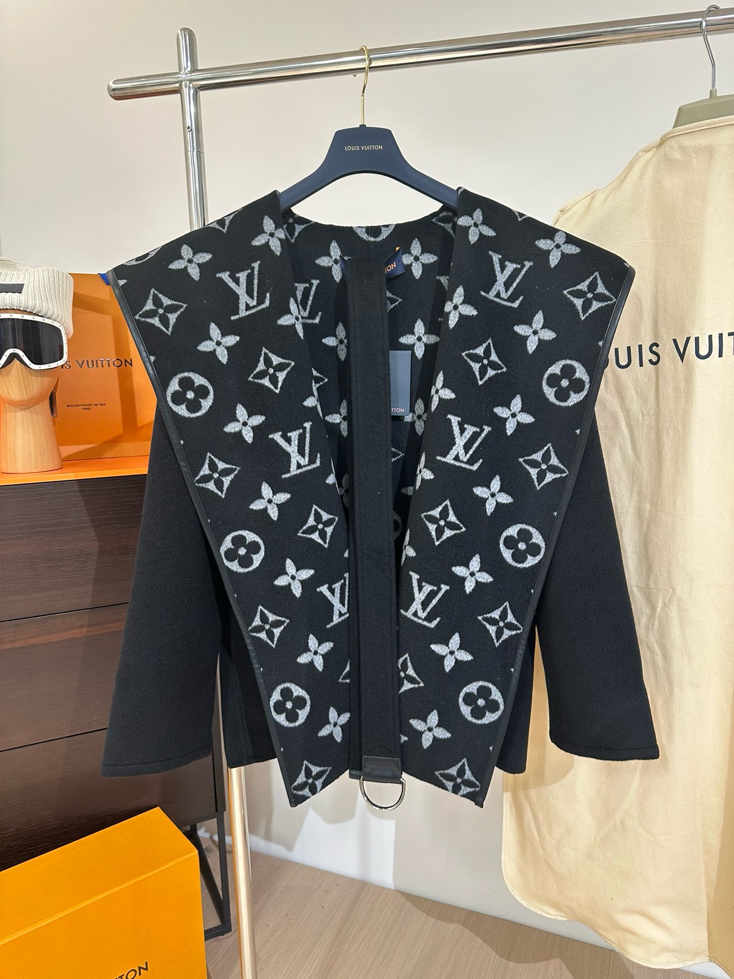 Lou*is Vuitt*on Wool Trench Coat