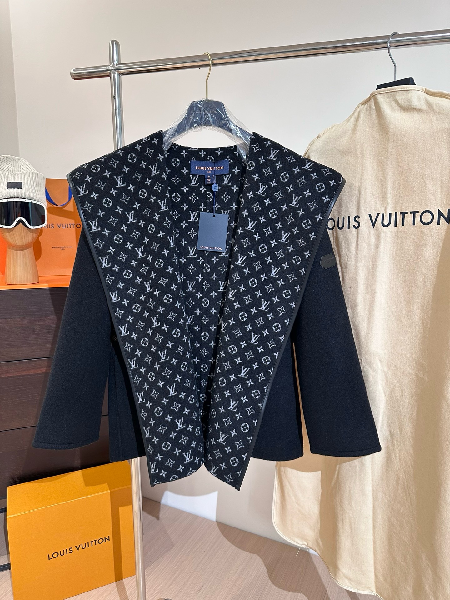 Lou*is Vuitt*on Wool Trench Coat