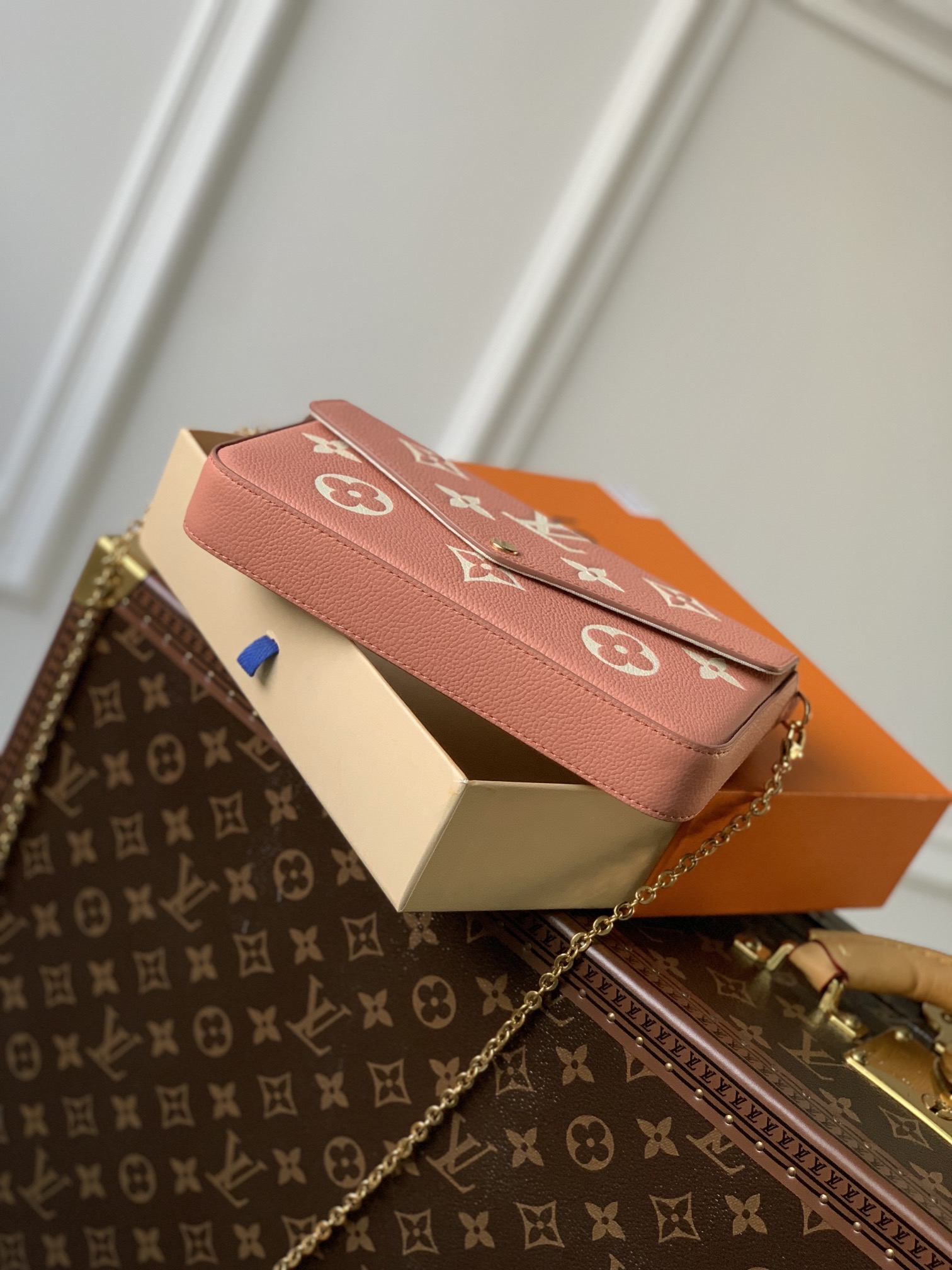 l0*is V*t0n pochette félicie-m61276-21*11* 2cm
