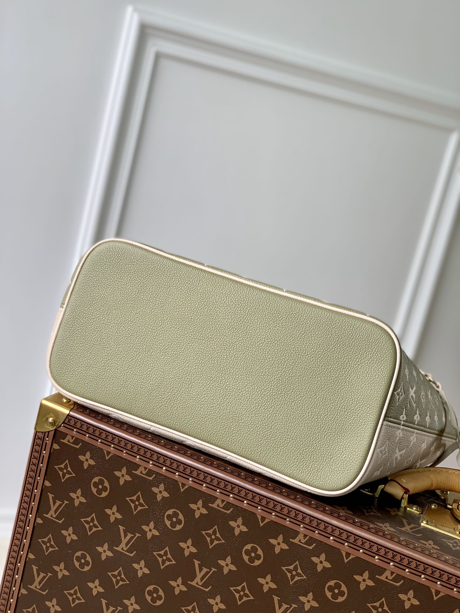 l0*is V*t0n neverfull m46102-32*29*17cm